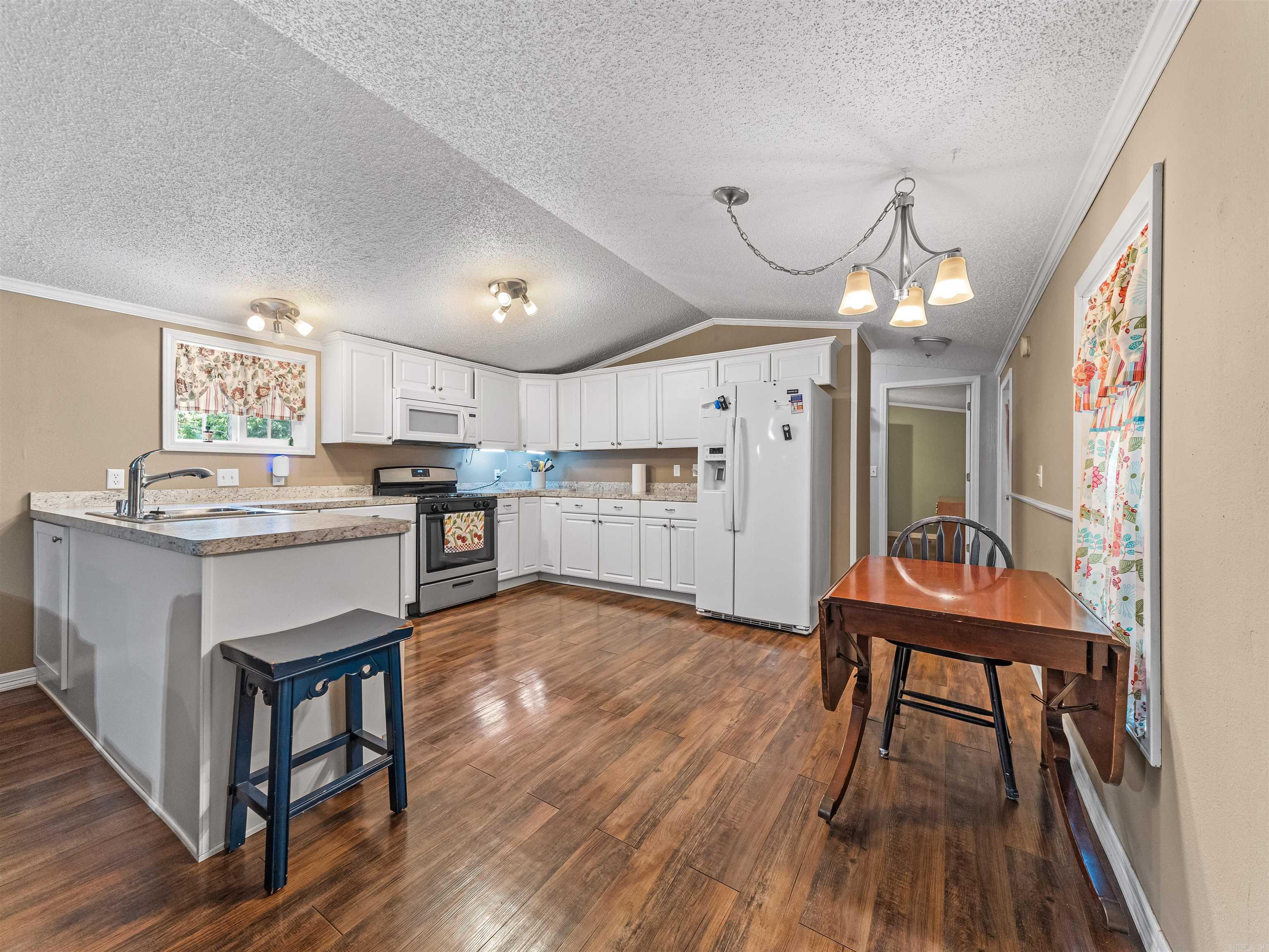 14350 Hwy 298  Jessieville, AR
