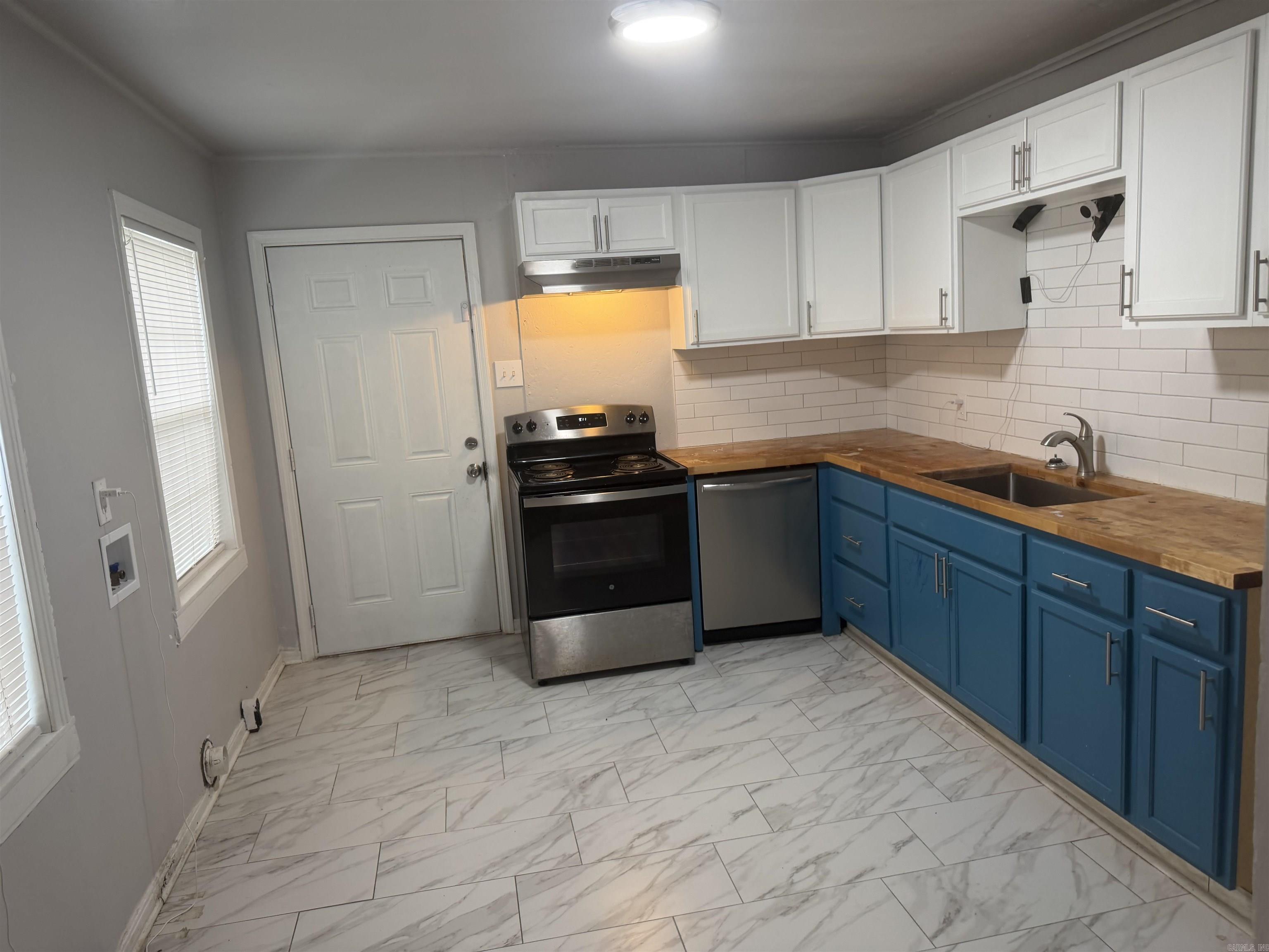 2919 Locust  Pine Bluff, AR