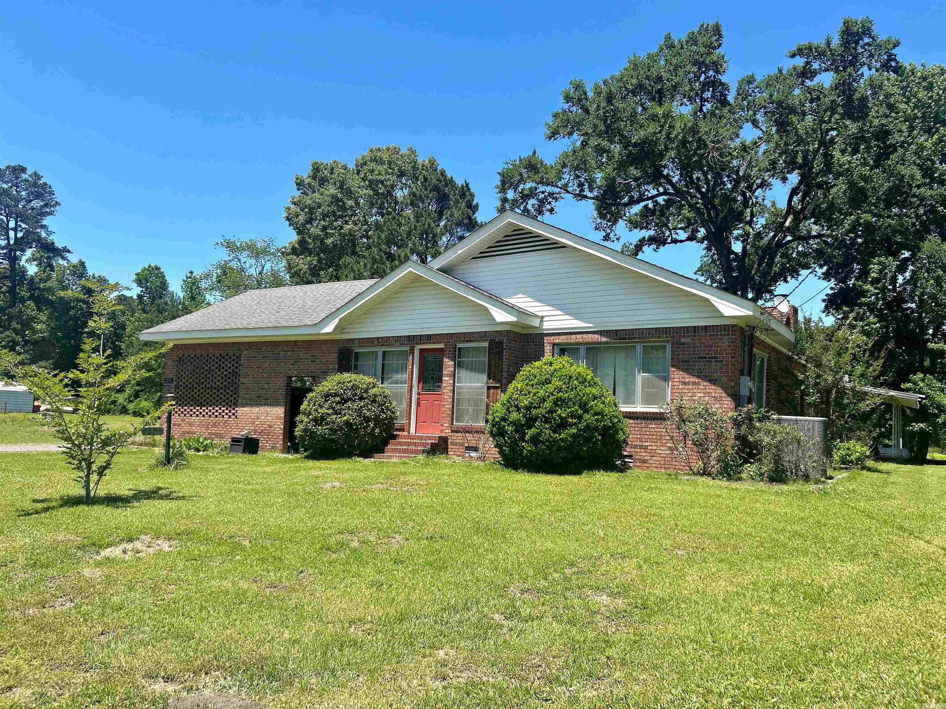 292 E Main  Sparkman, AR