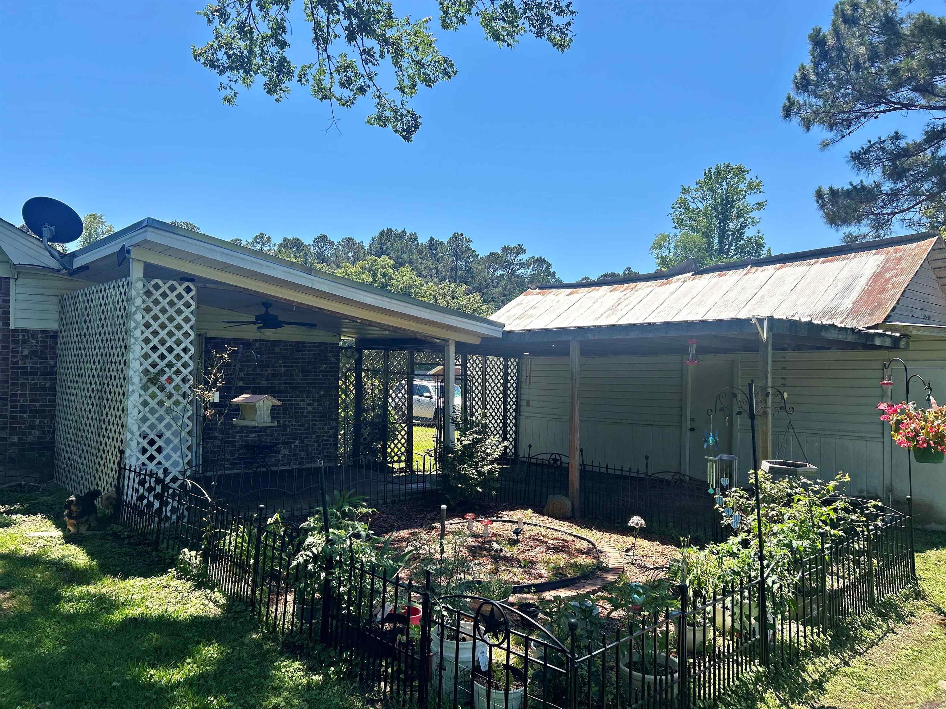 292 E Main  Sparkman, AR