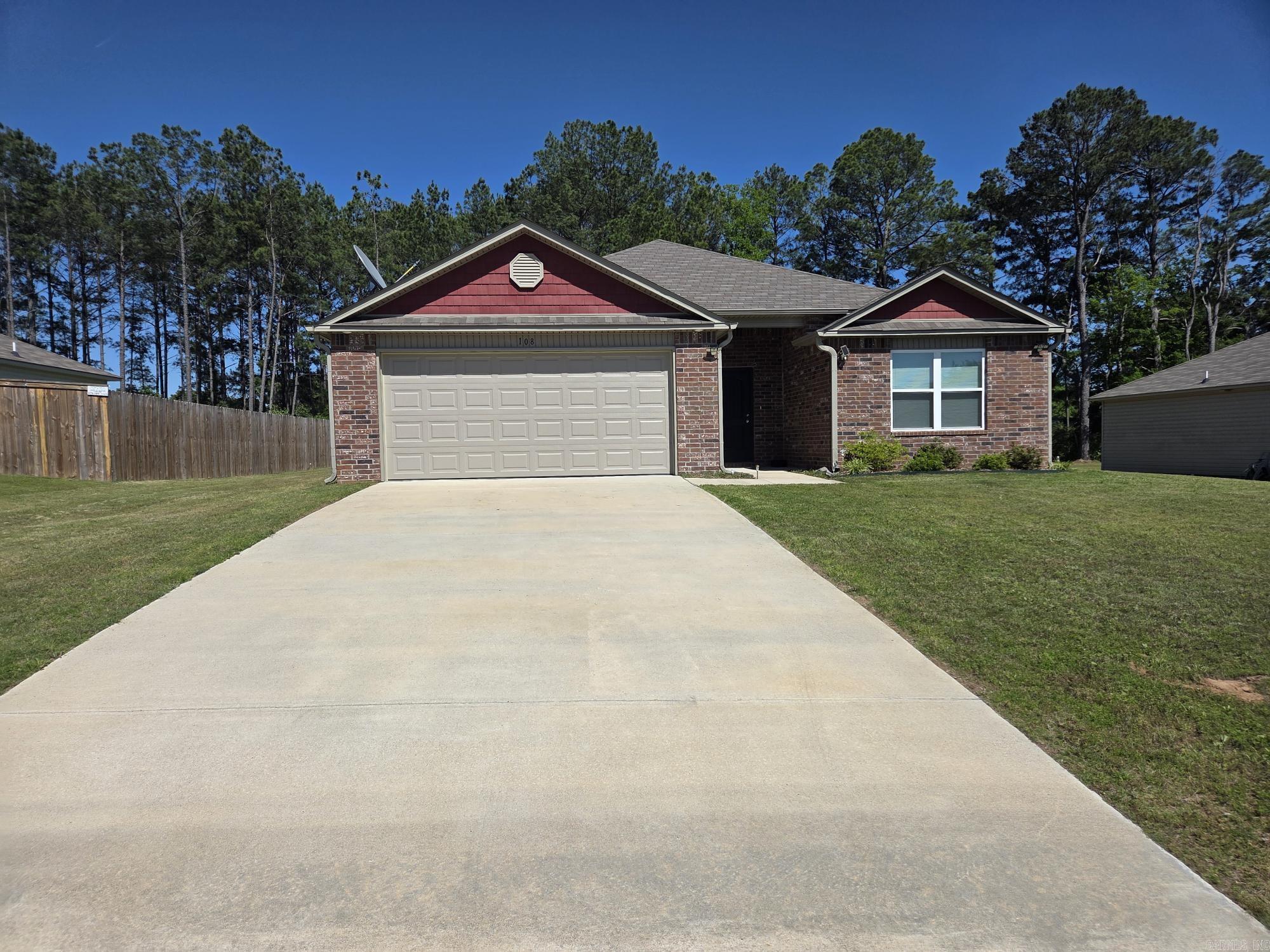 108 James  Beebe, AR