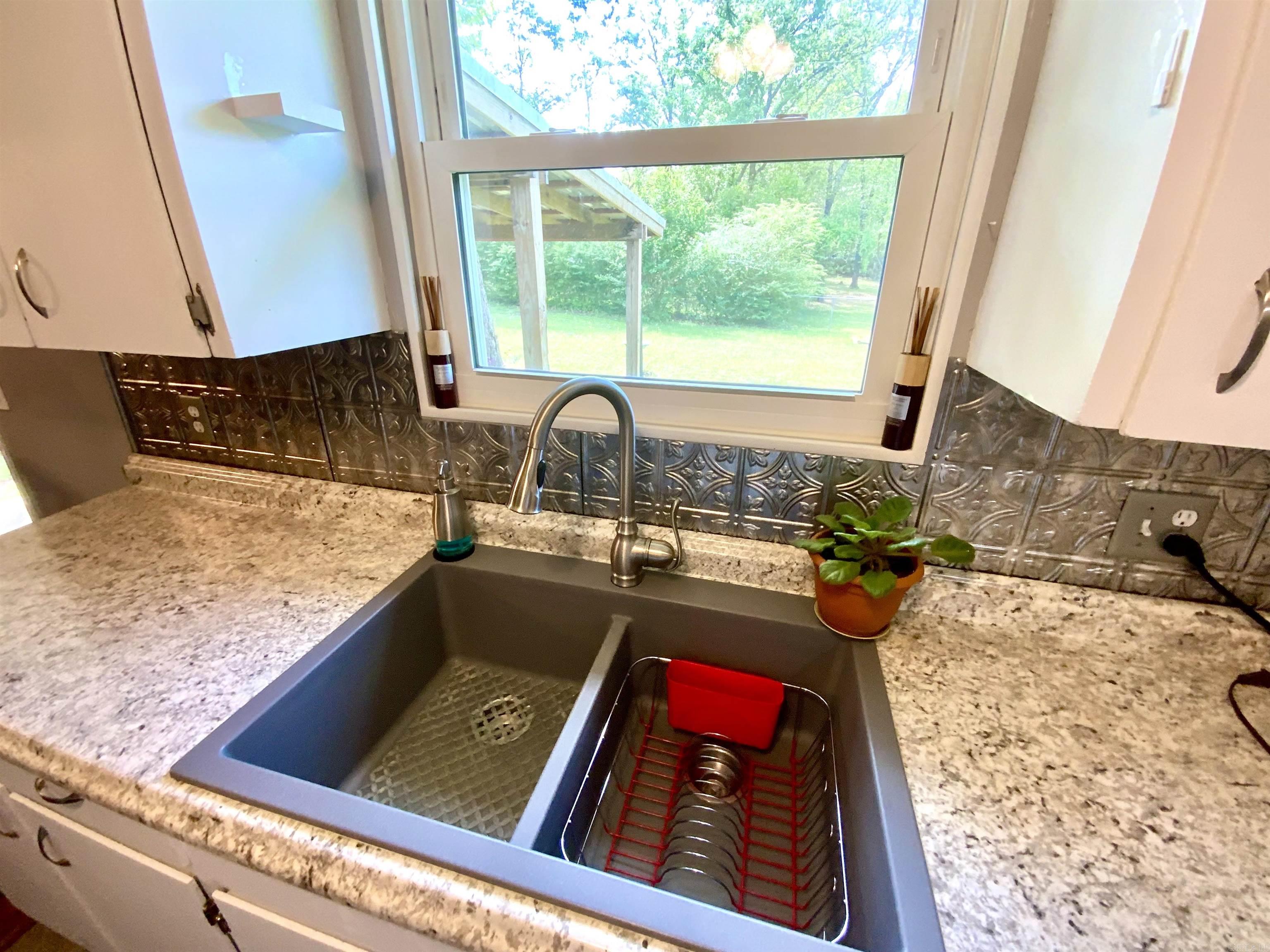 2400 Beach  Heber Springs, AR