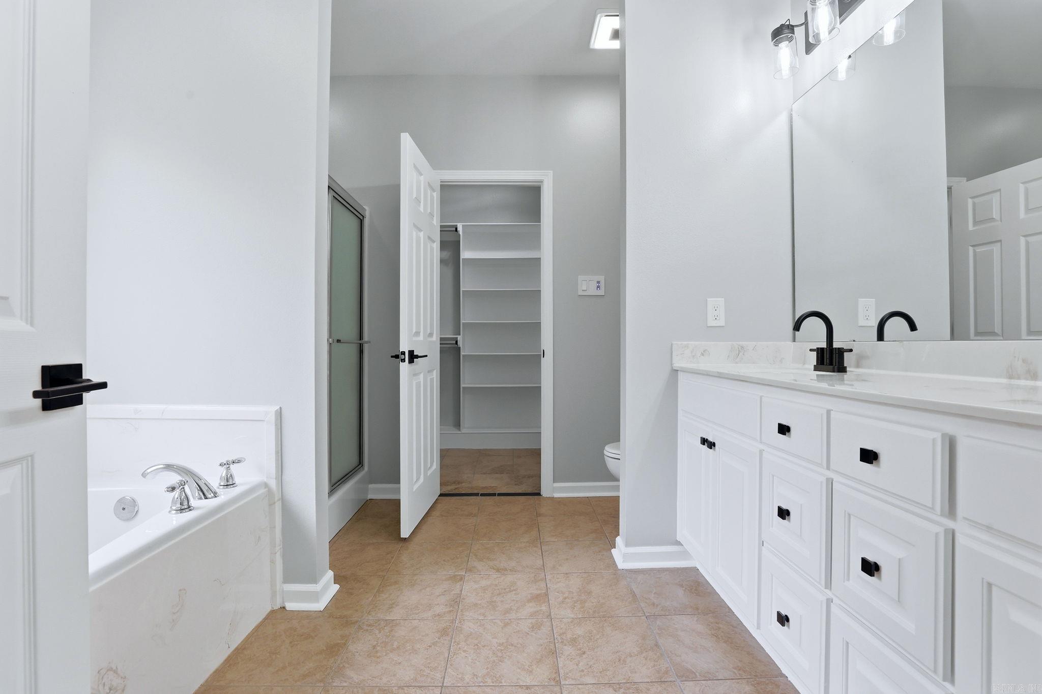 1009 Katy Ln  Alexander, AR