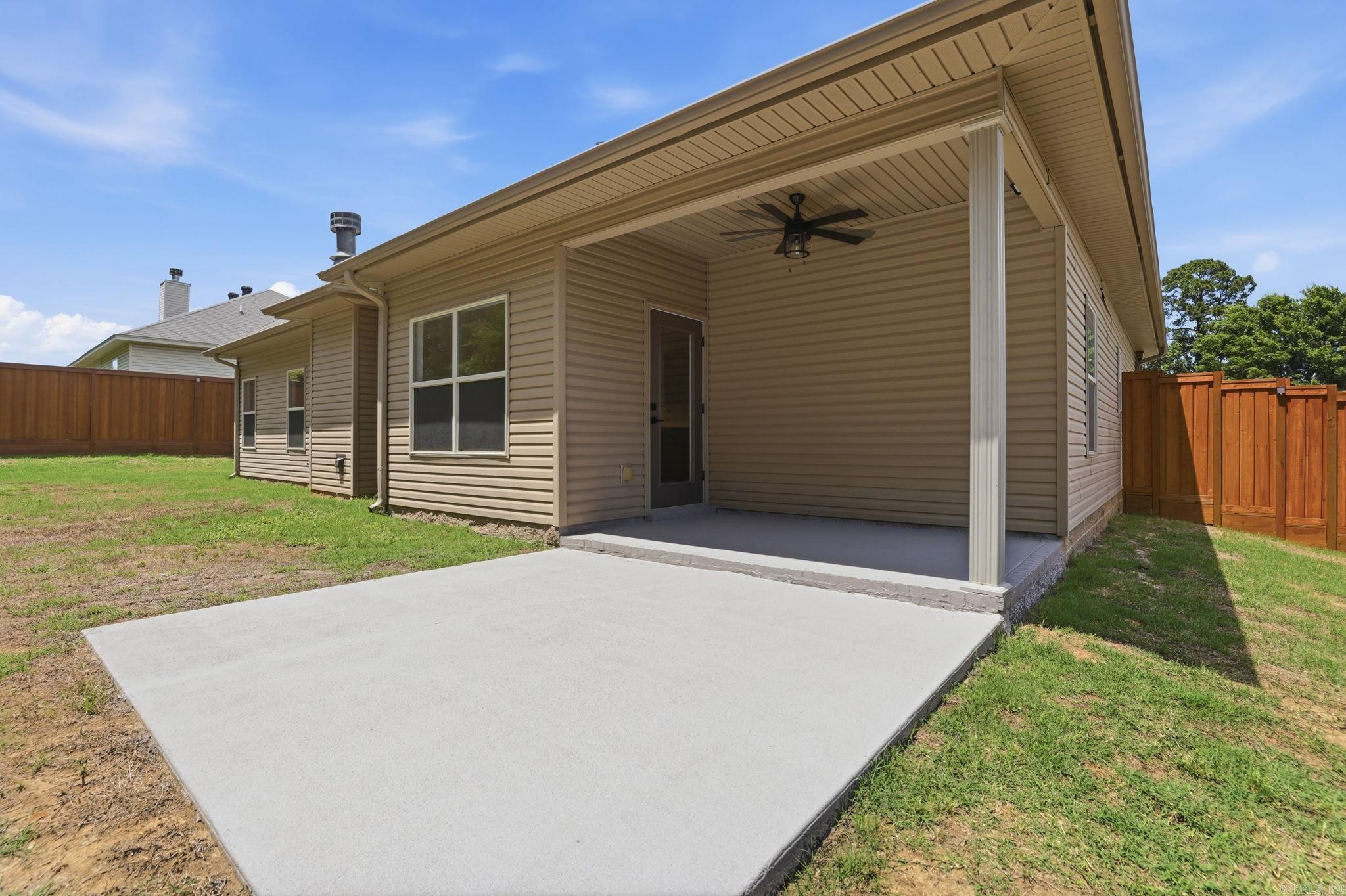 1009 Katy Ln  Alexander, AR