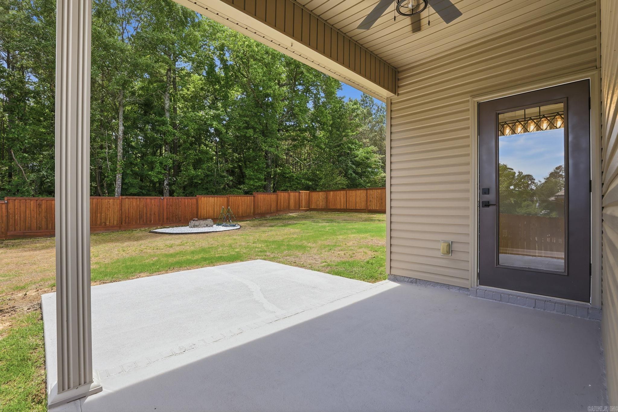 1009 Katy Ln  Alexander, AR