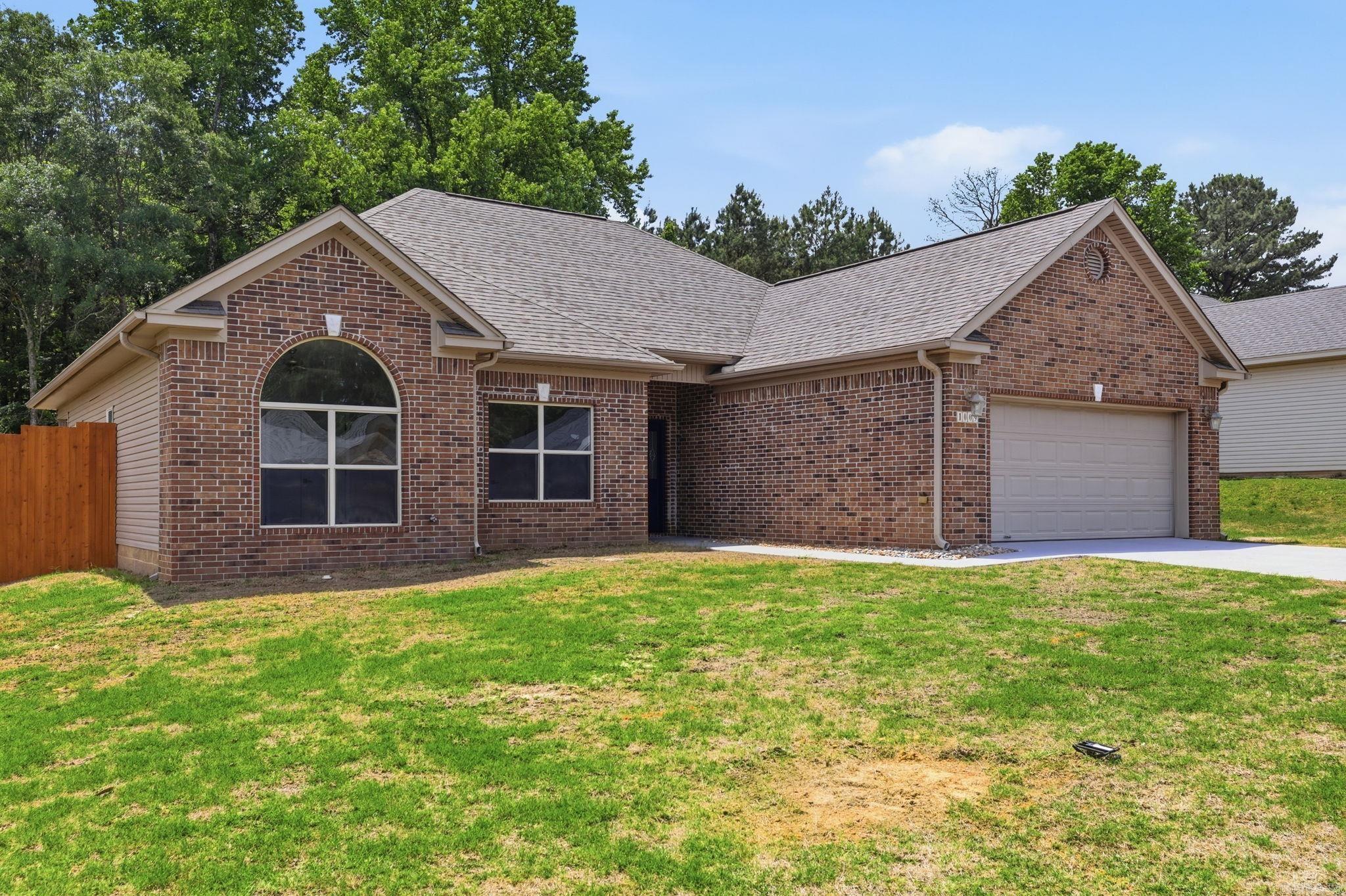 1009 Katy Ln  Alexander, AR