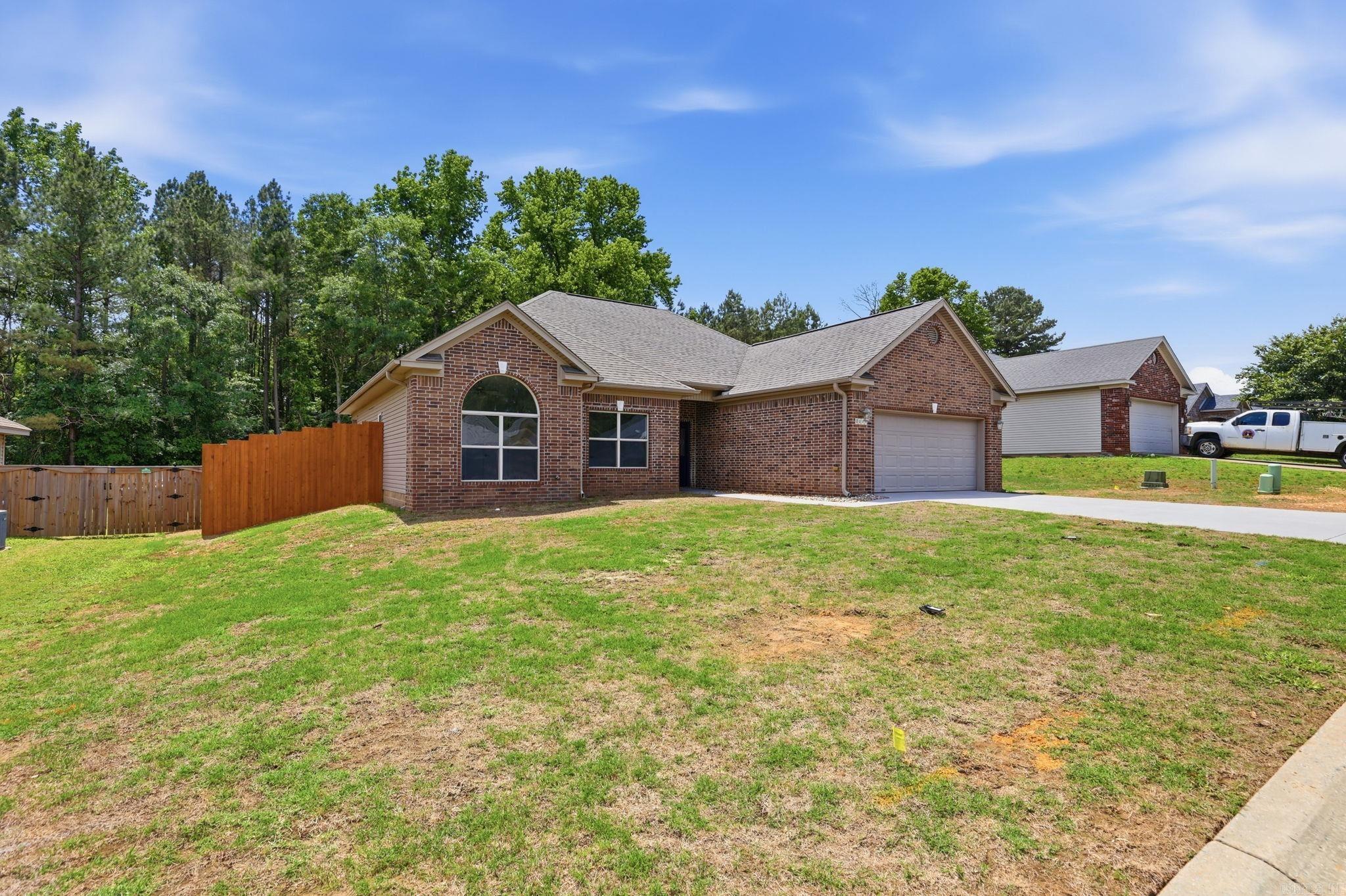 1009 Katy Ln  Alexander, AR