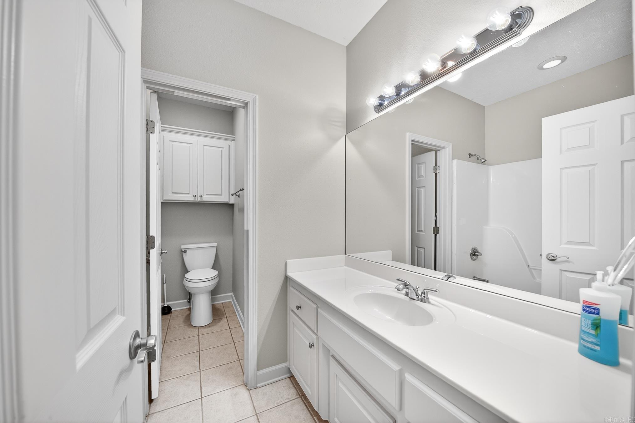 14 Jonathon  Cabot, AR