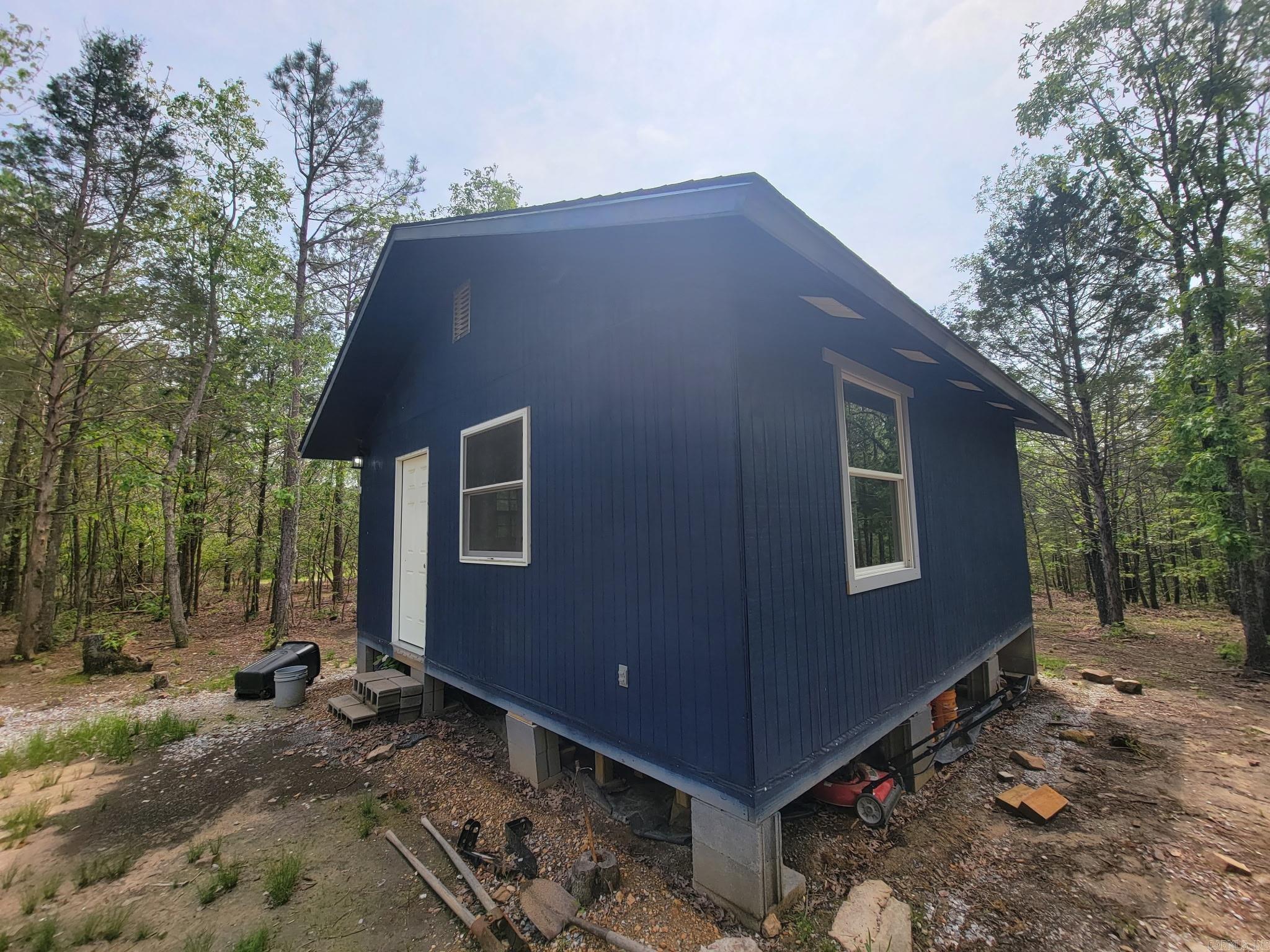 1472 B Petters Road  Mountain View, AR
