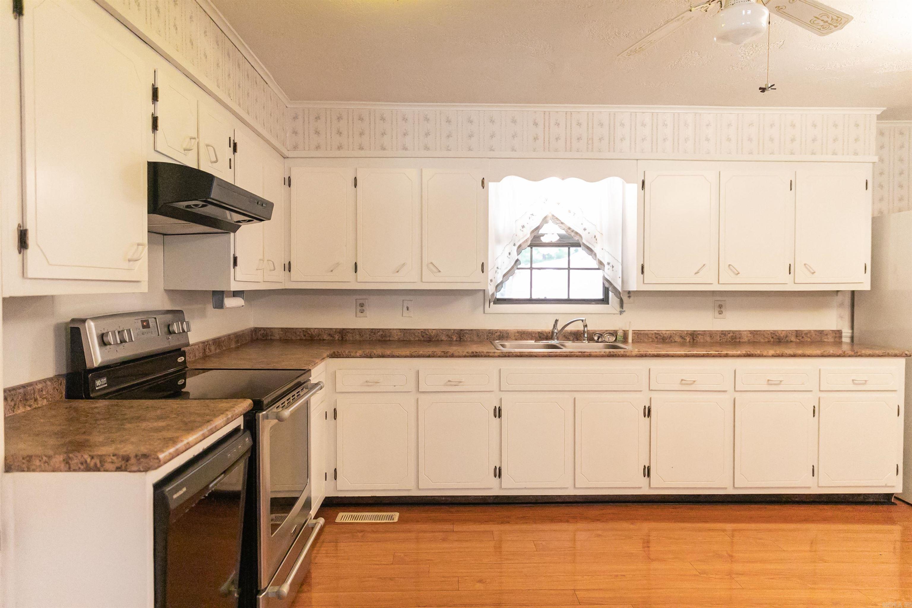 1207 W Unity  Paragould, AR