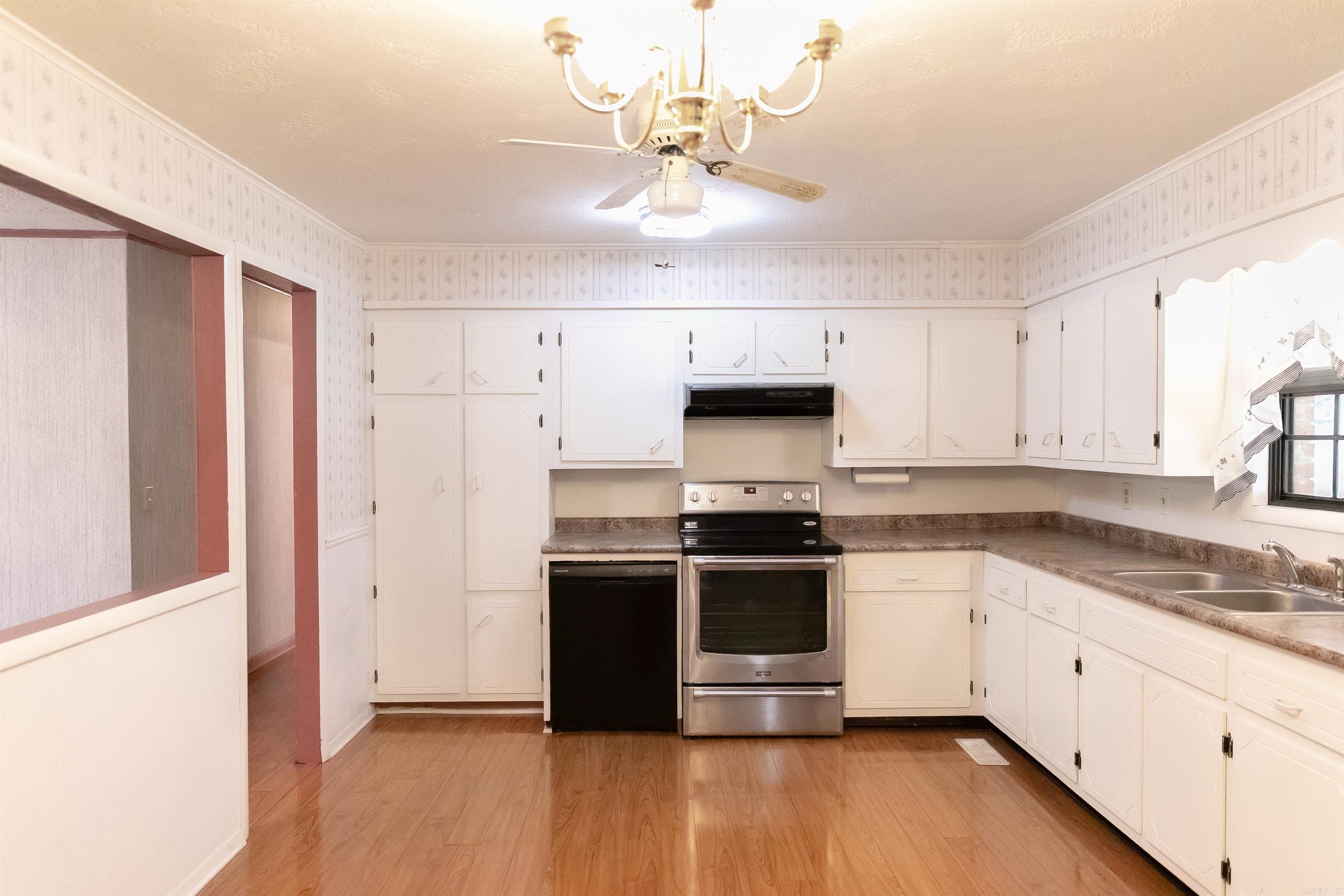 1207 W Unity  Paragould, AR