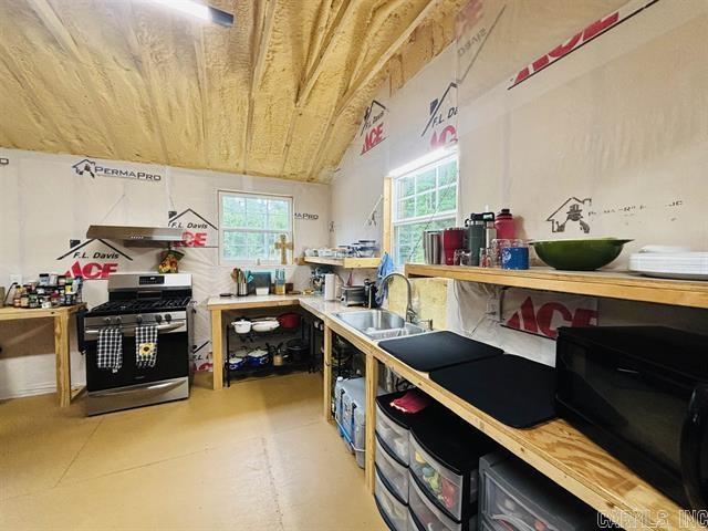 1472 A Petters  Mountain View, AR