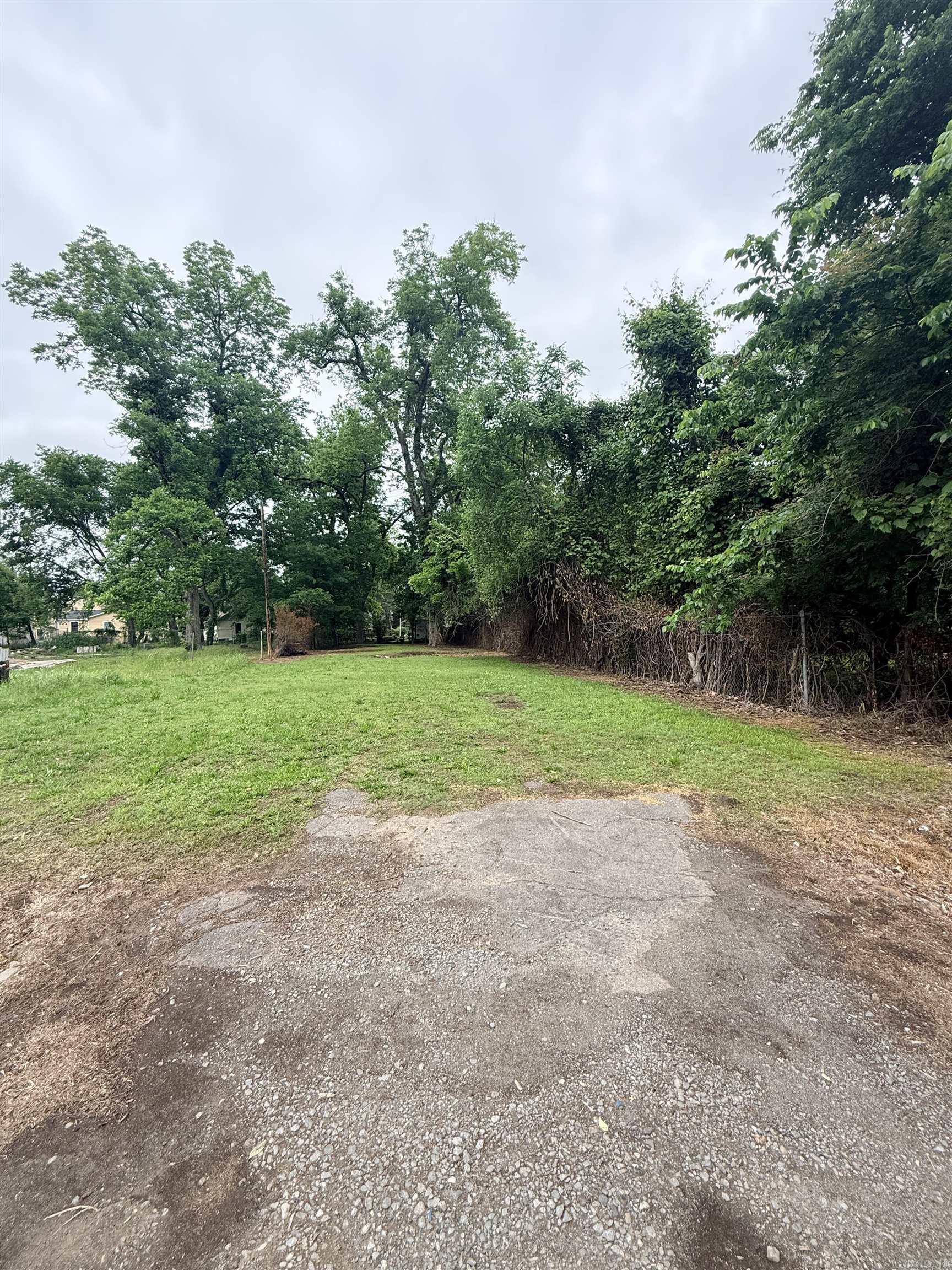 2010 E 7th  Little Rock, AR