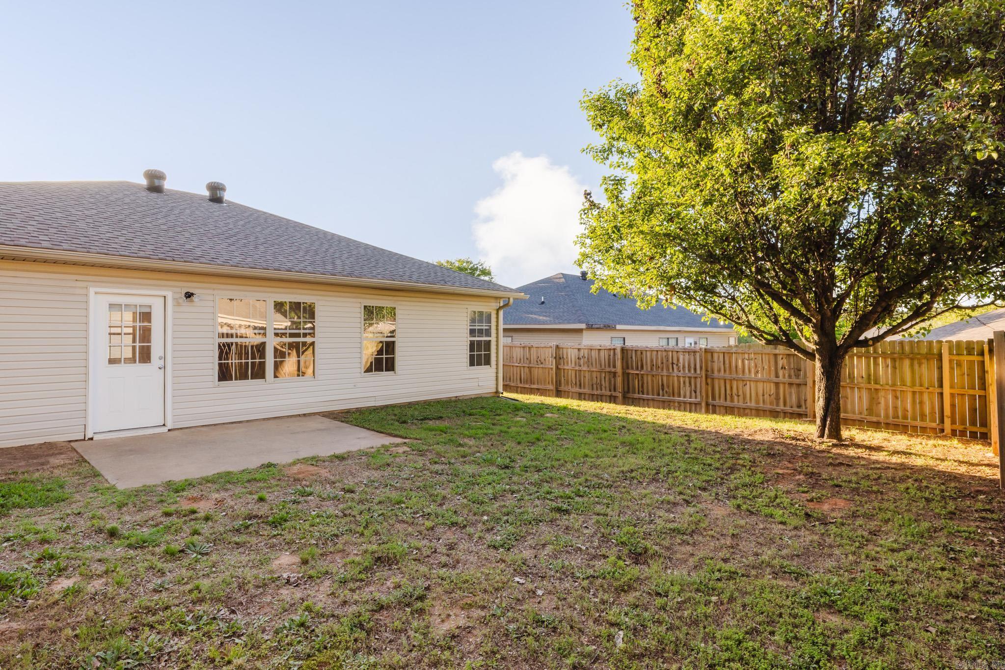 2985 Wildwood Dr  Benton, AR