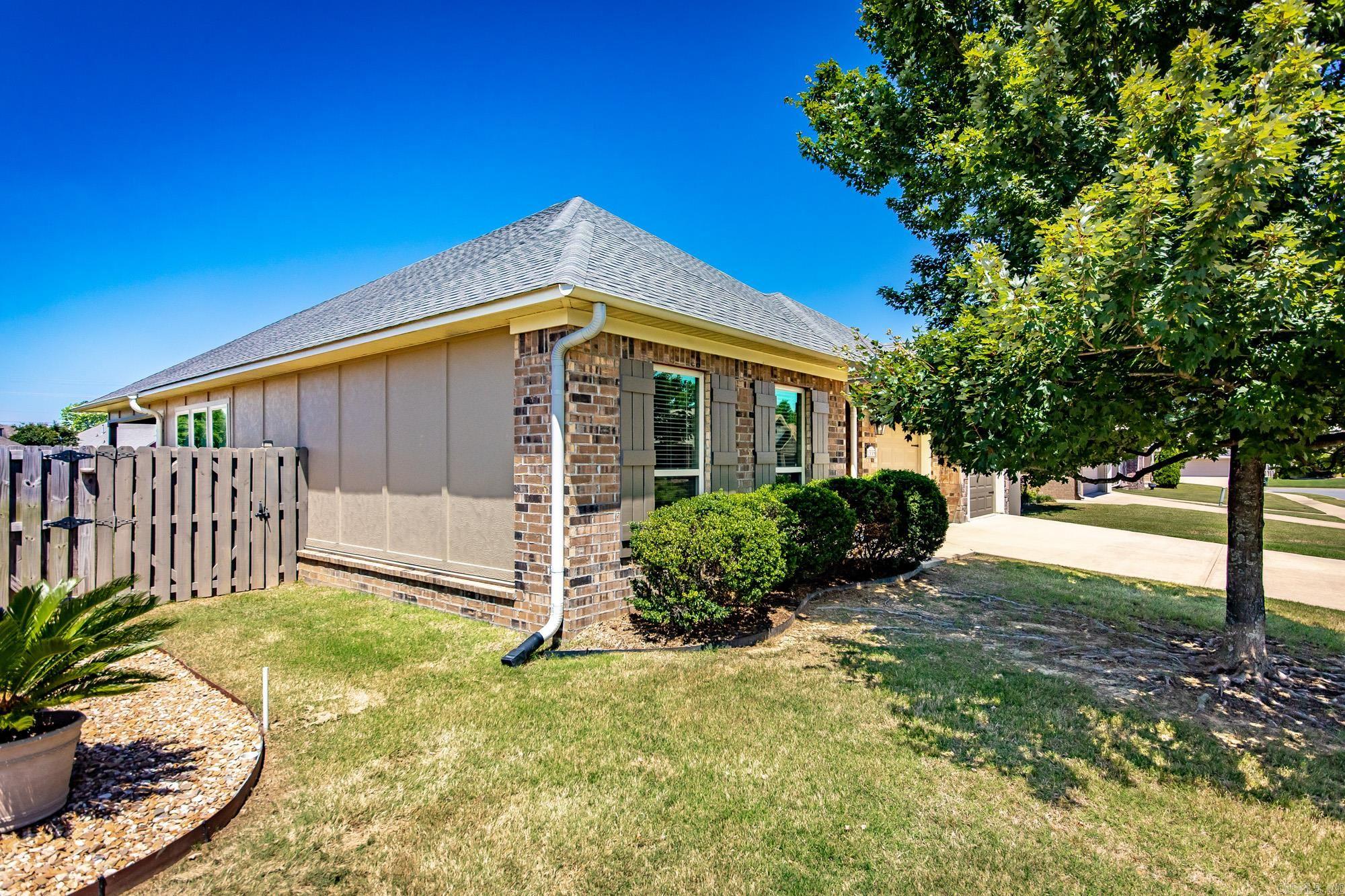 1335 Bobali  Conway, AR