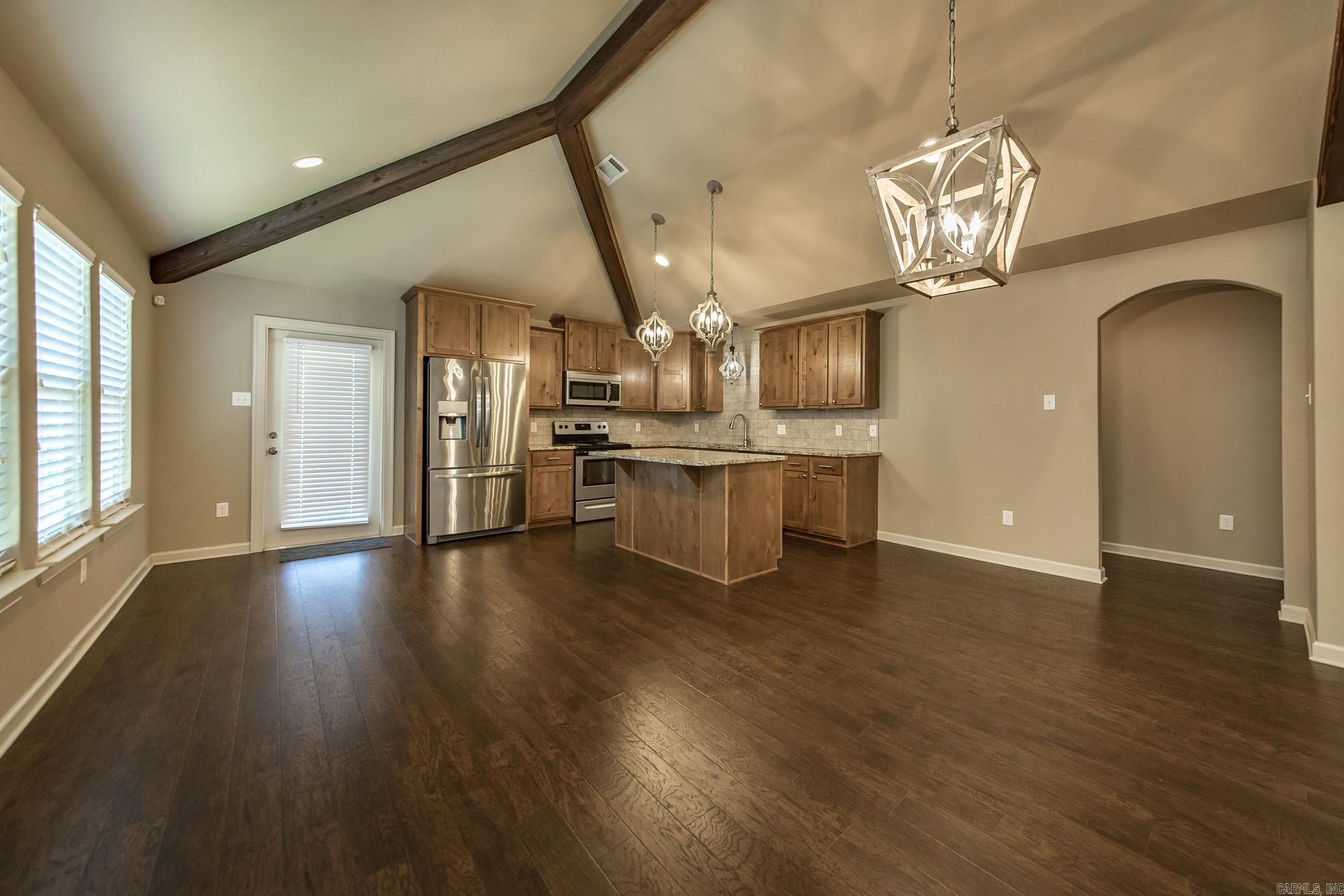 1335 Bobali  Conway, AR