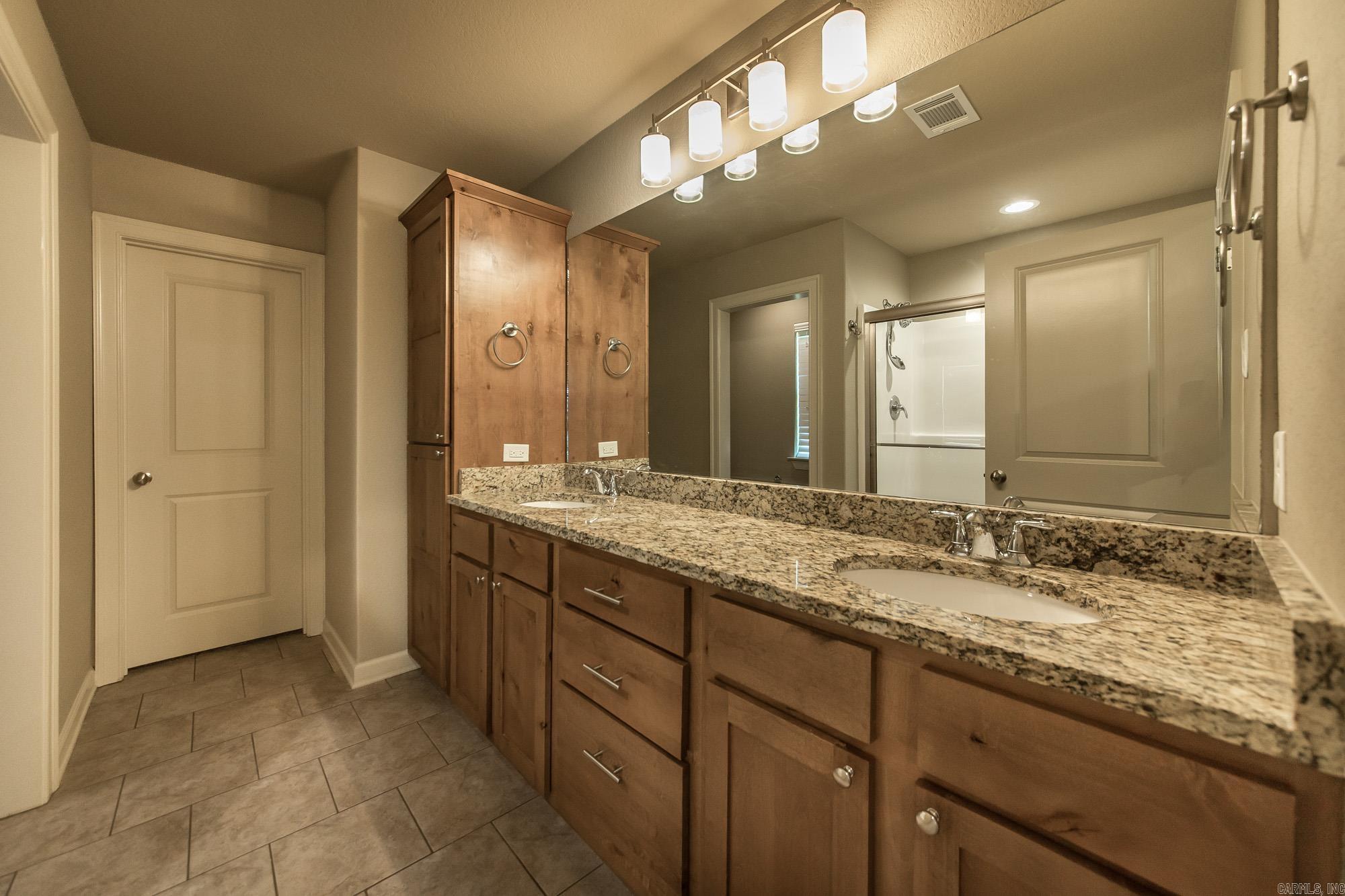 1335 Bobali  Conway, AR