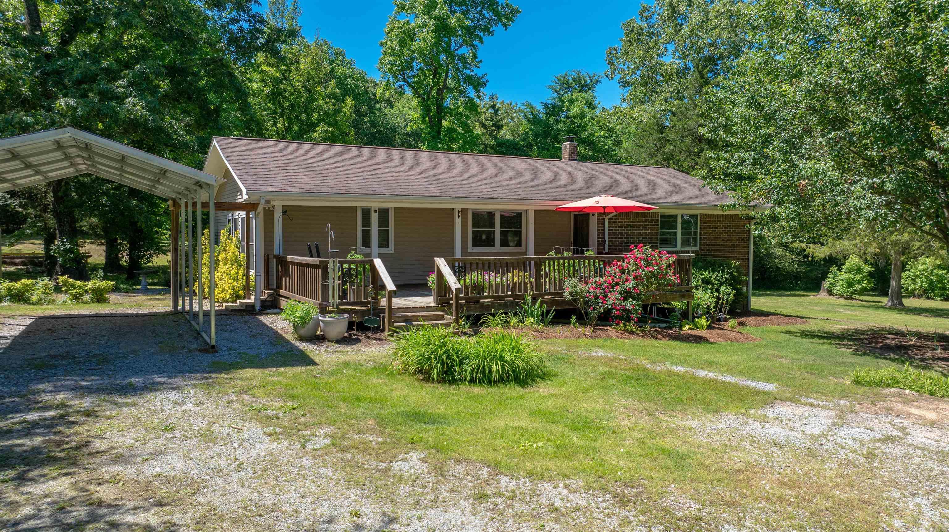 50 Hawkins  Cord, AR