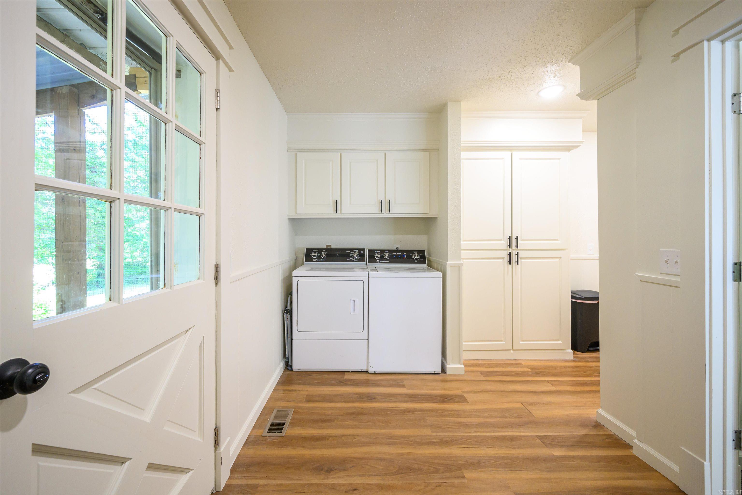 50 Hawkins  Cord, AR