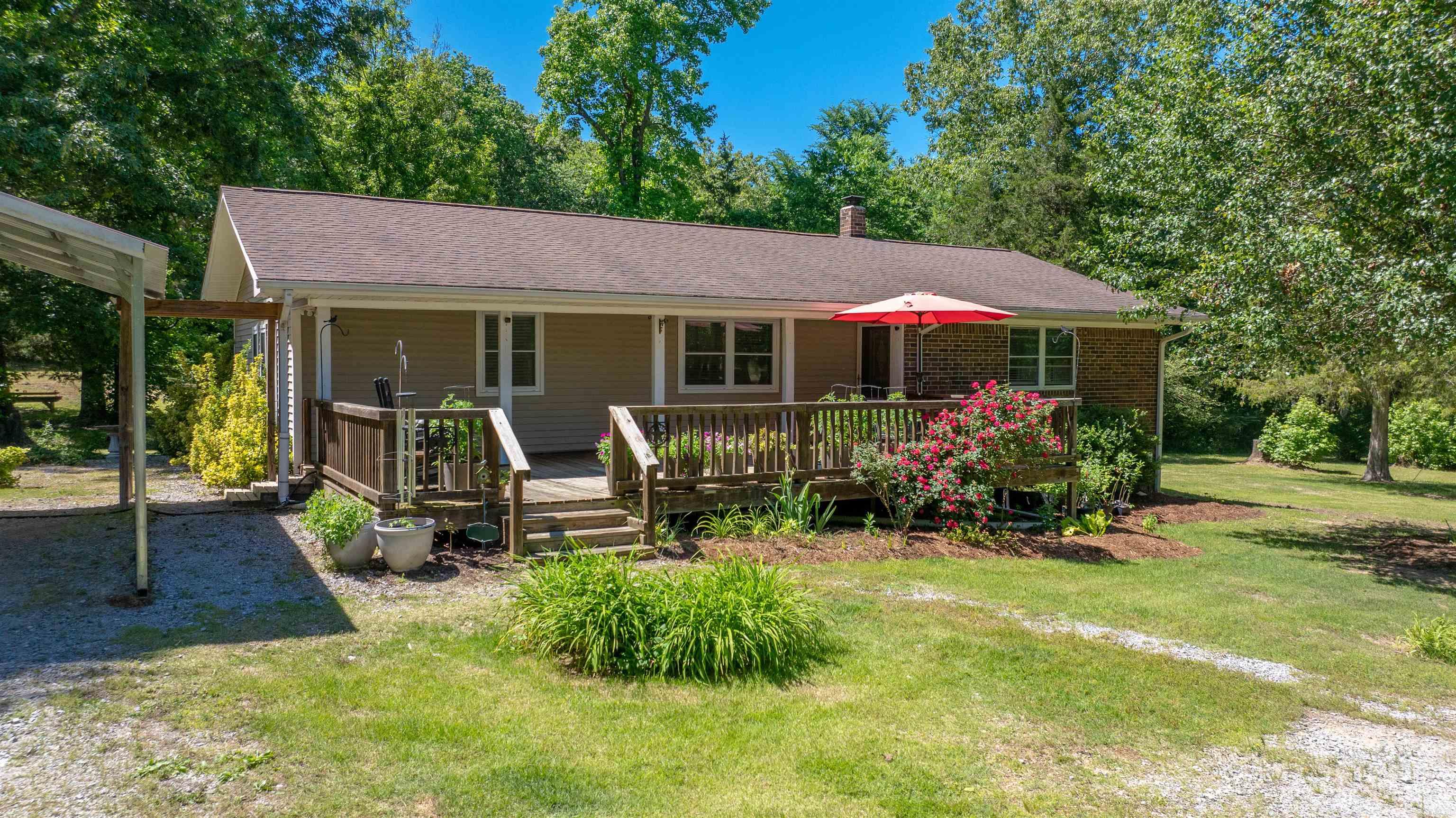 50 Hawkins  Cord, AR