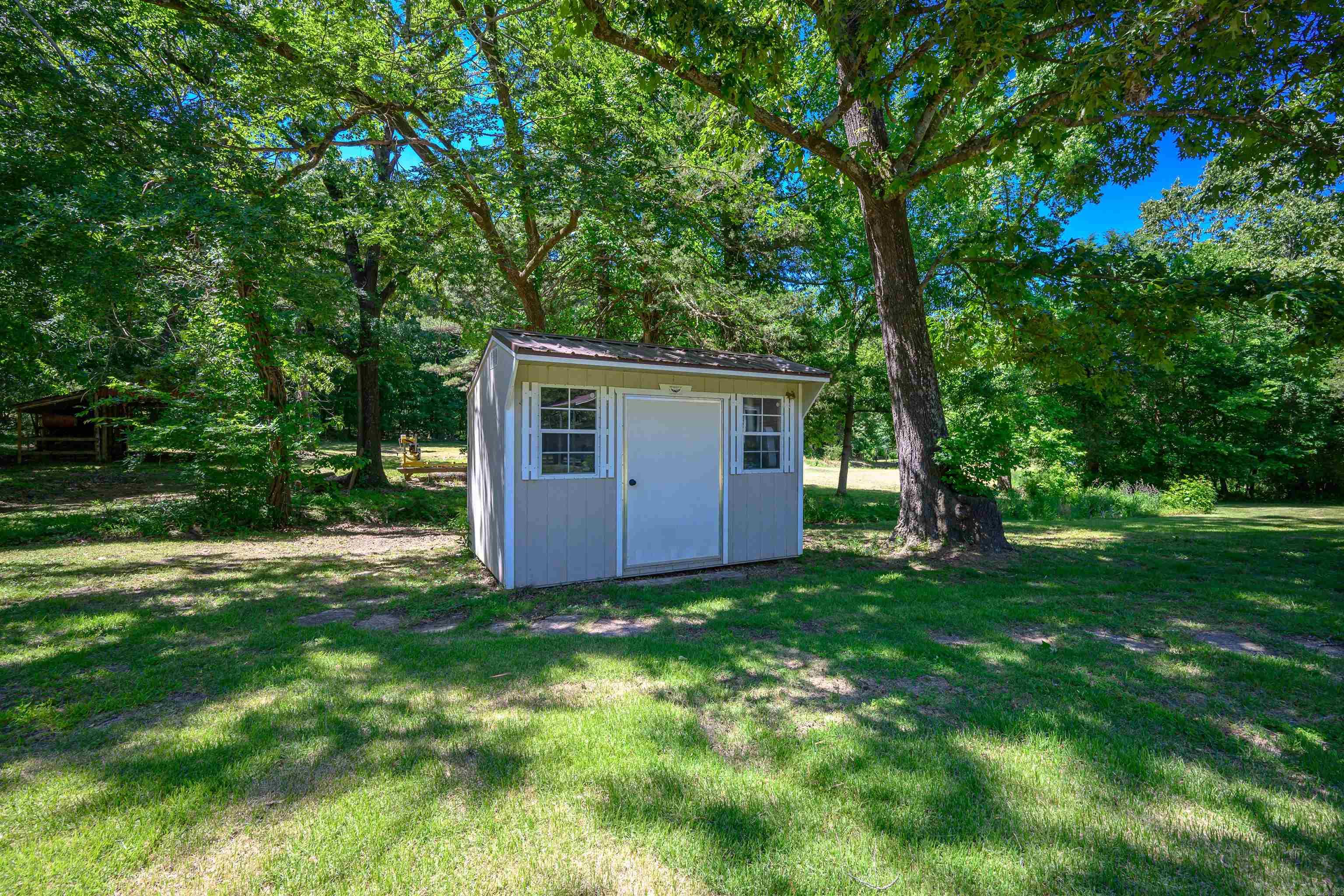 50 Hawkins  Cord, AR