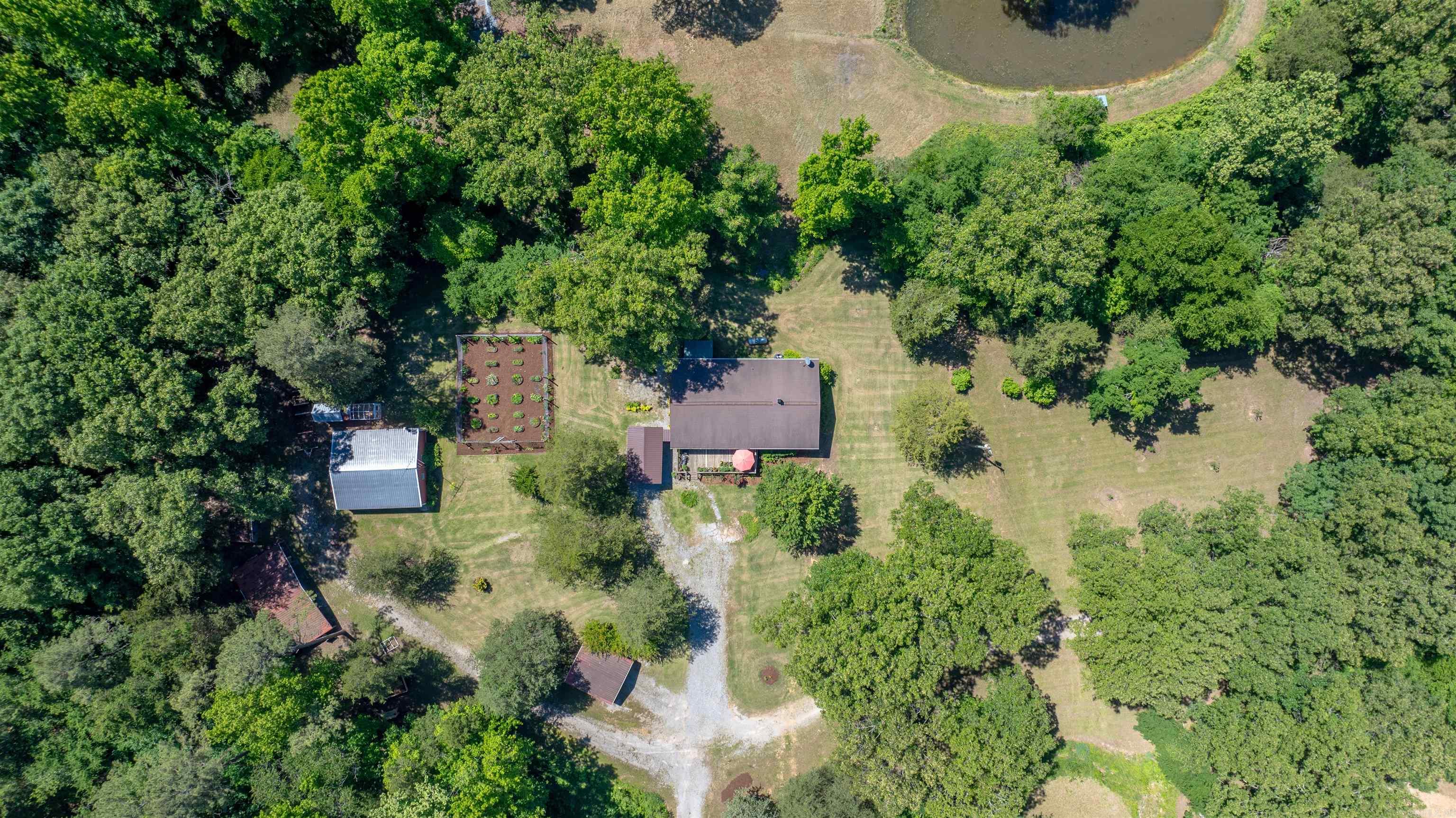 50 Hawkins  Cord, AR