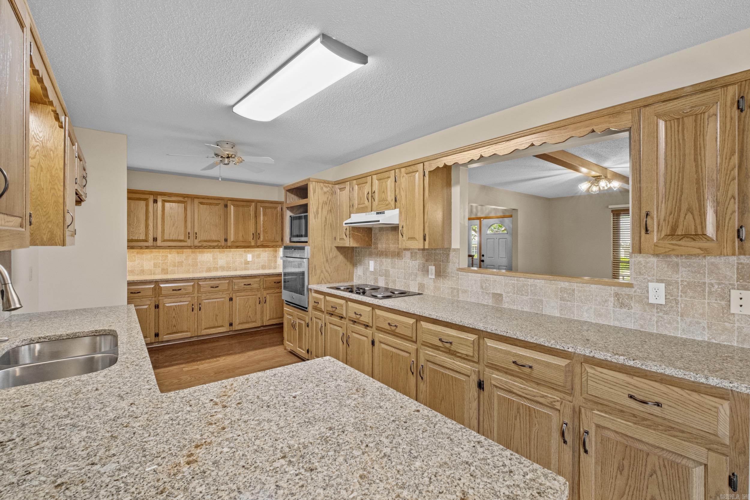 1502 Hawkwood  Sherwood, AR