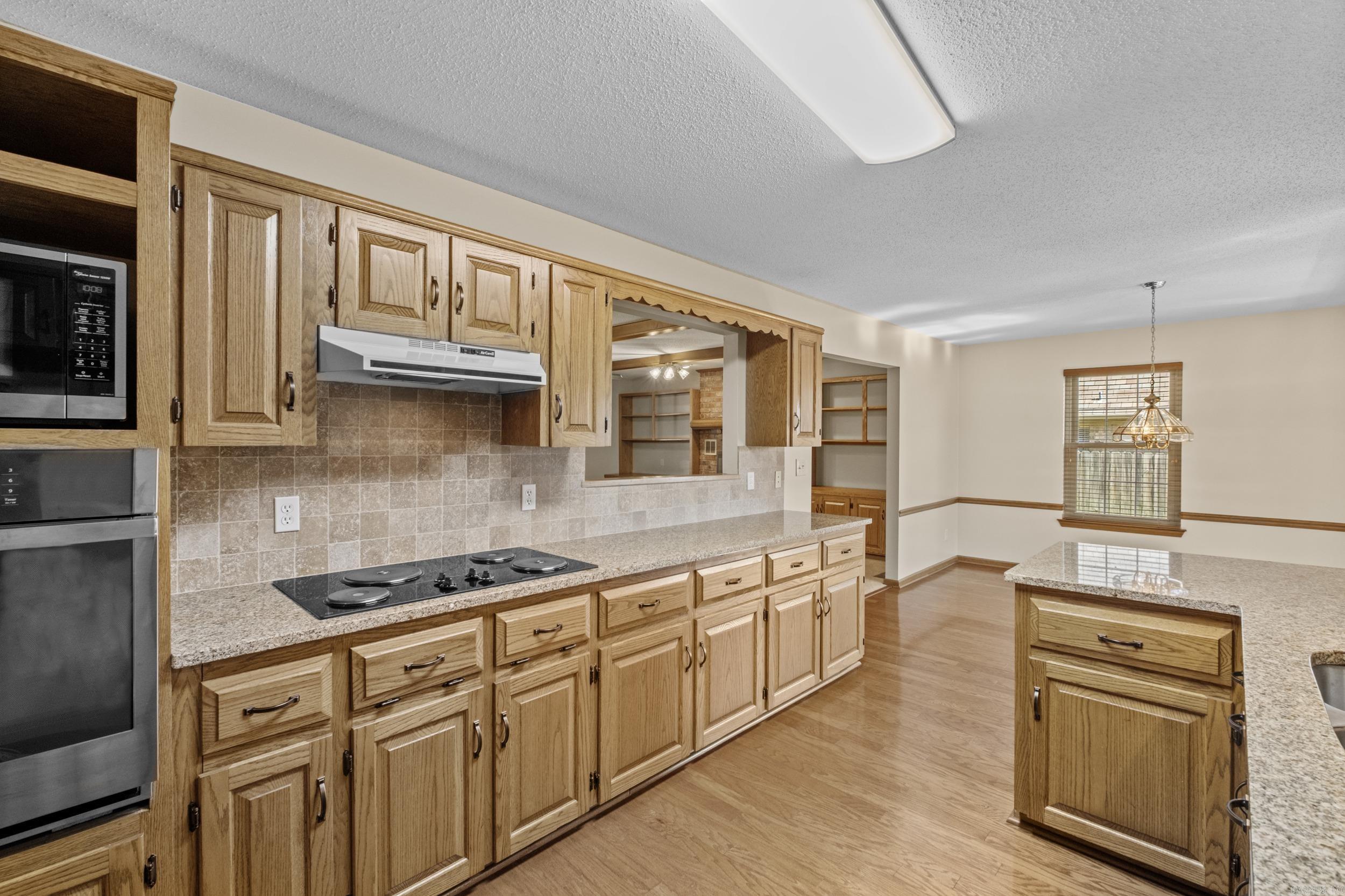 1502 Hawkwood  Sherwood, AR