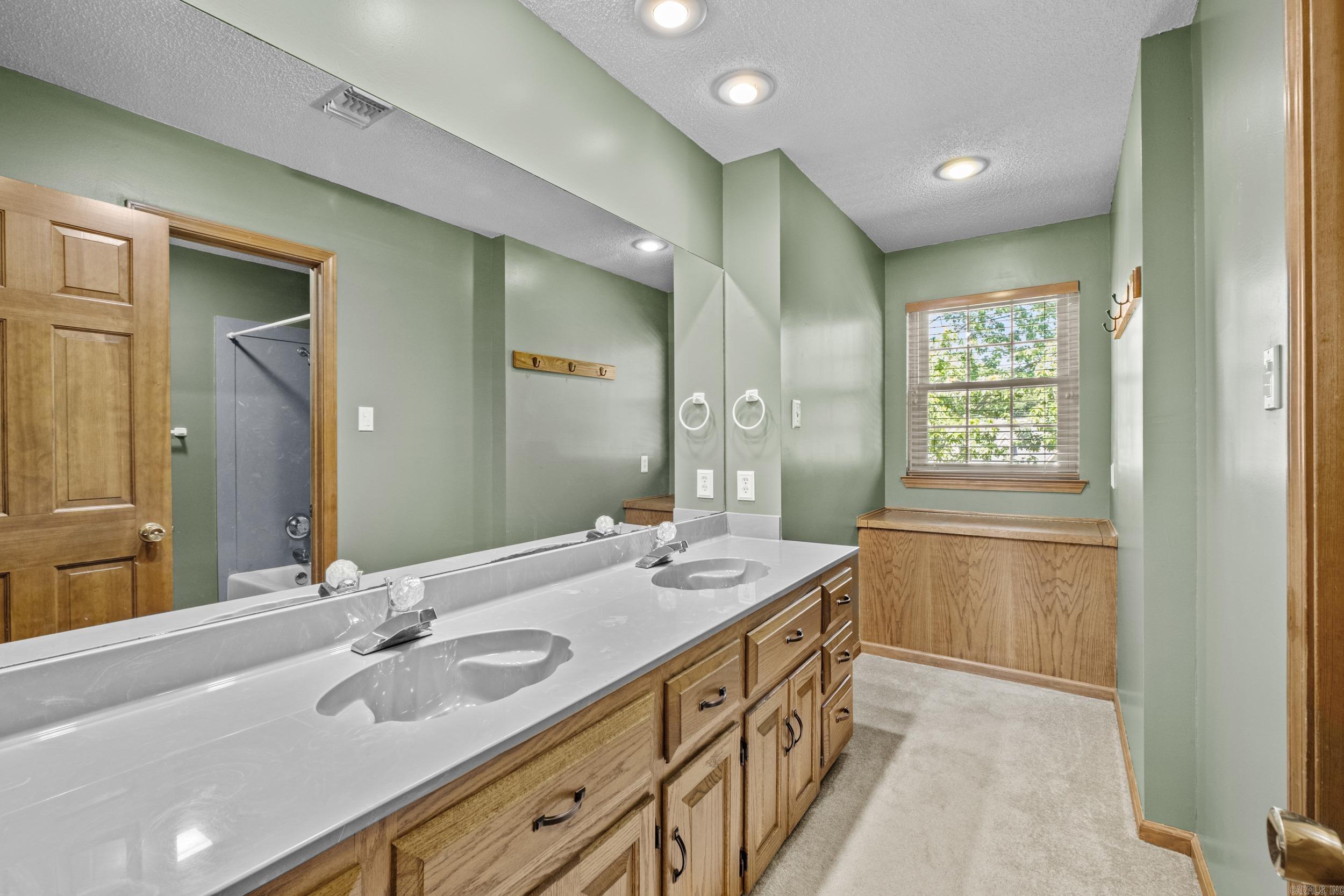 1502 Hawkwood  Sherwood, AR