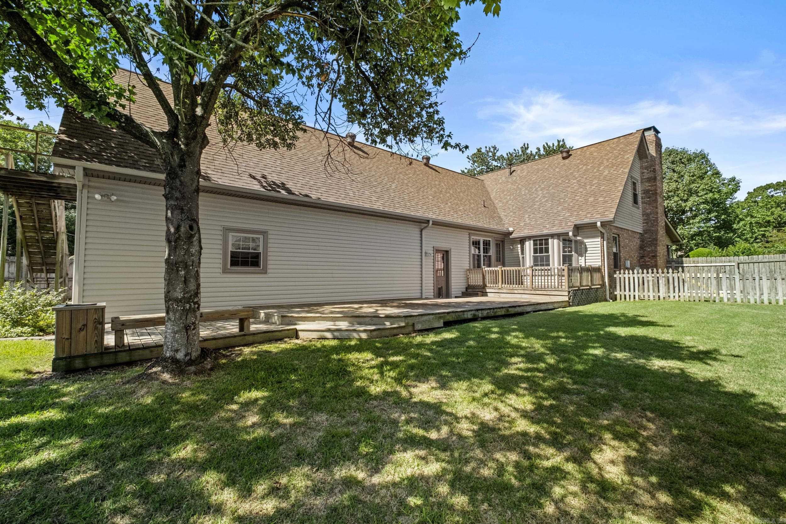 1502 Hawkwood  Sherwood, AR