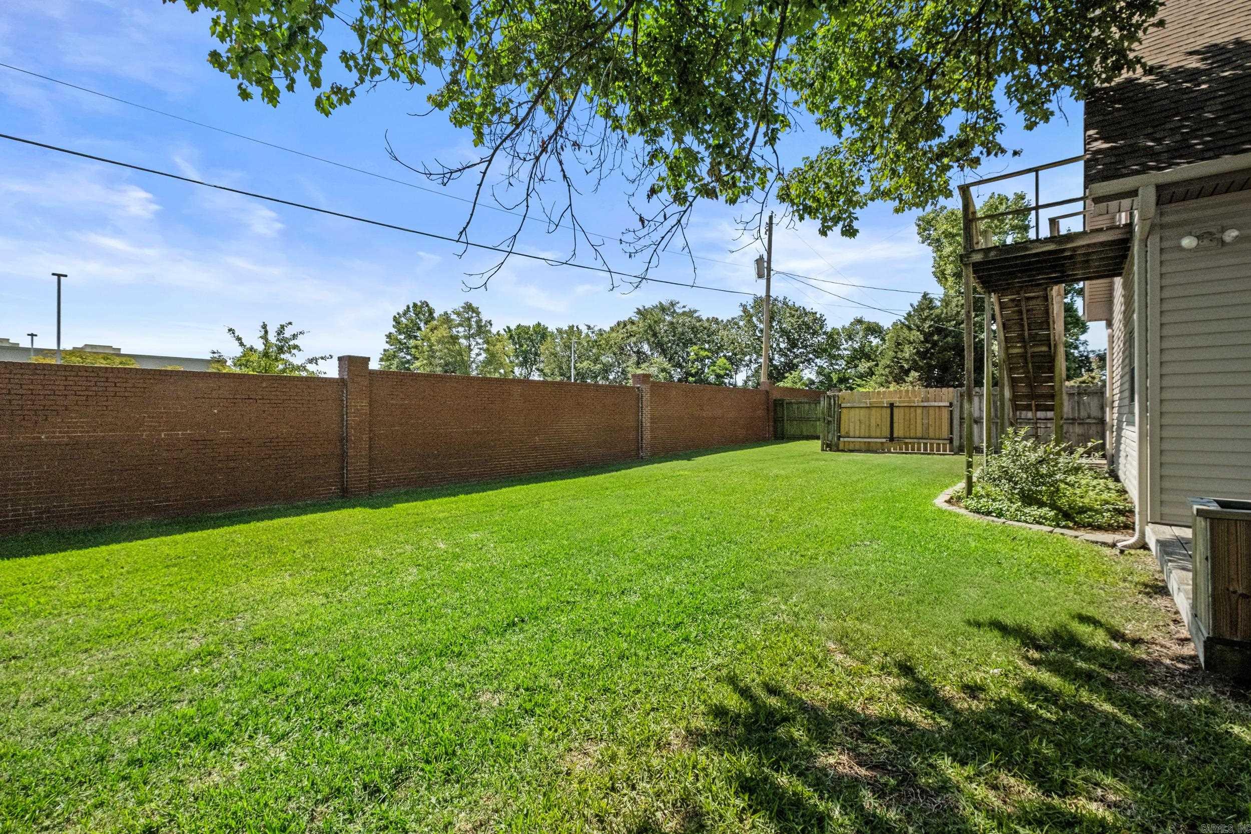 1502 Hawkwood  Sherwood, AR