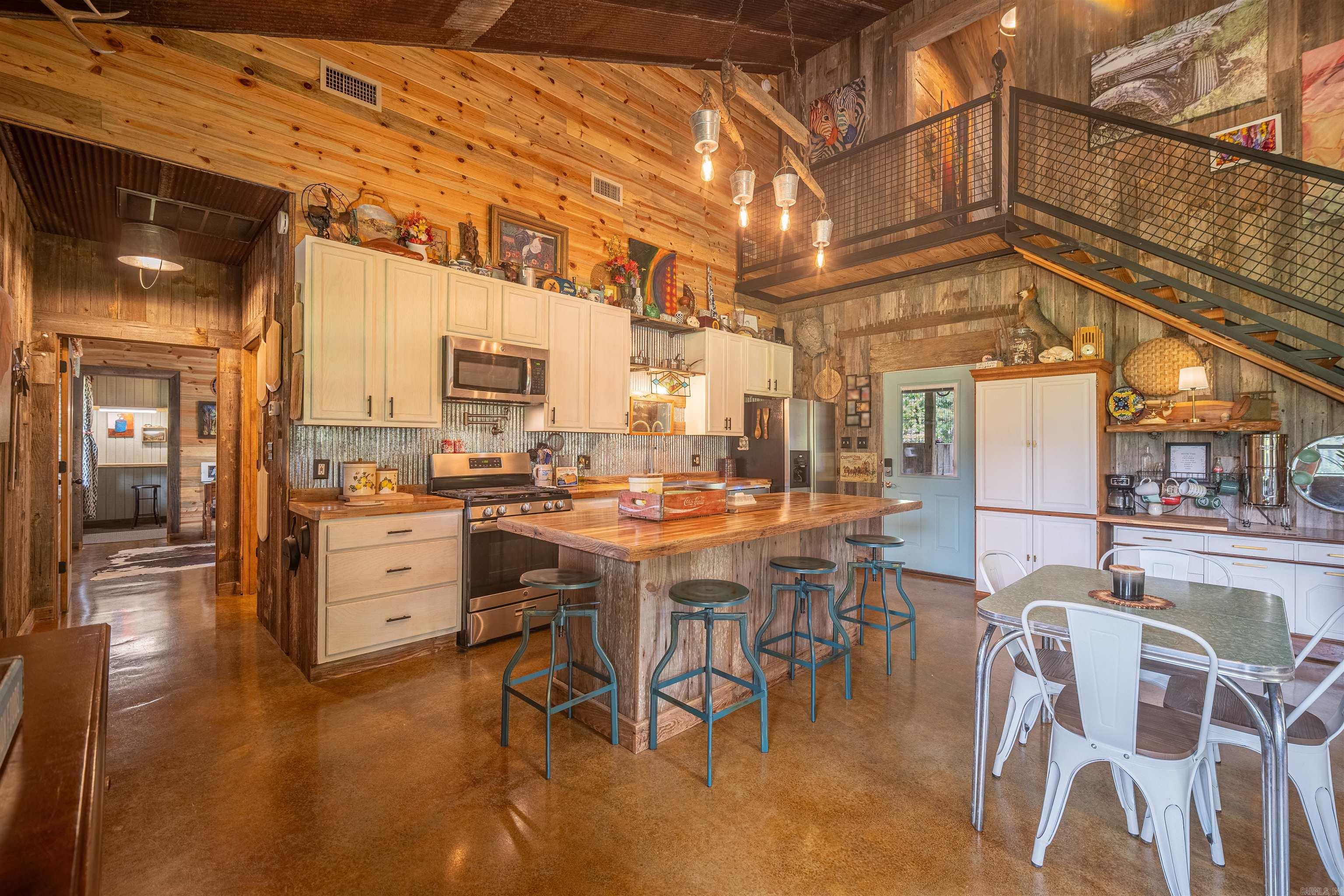 1681 S 425  Monticello, AR
