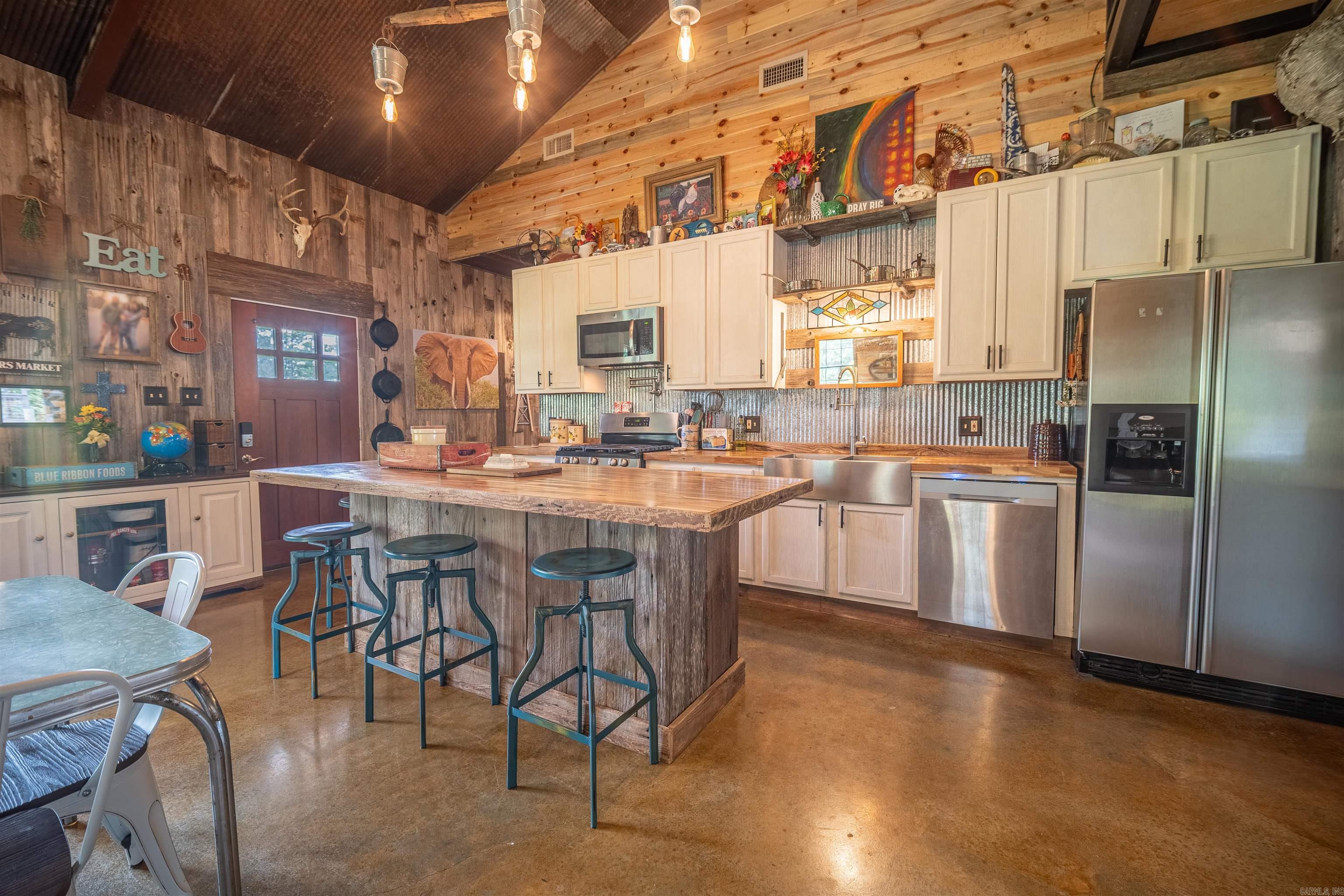 1681 S 425  Monticello, AR