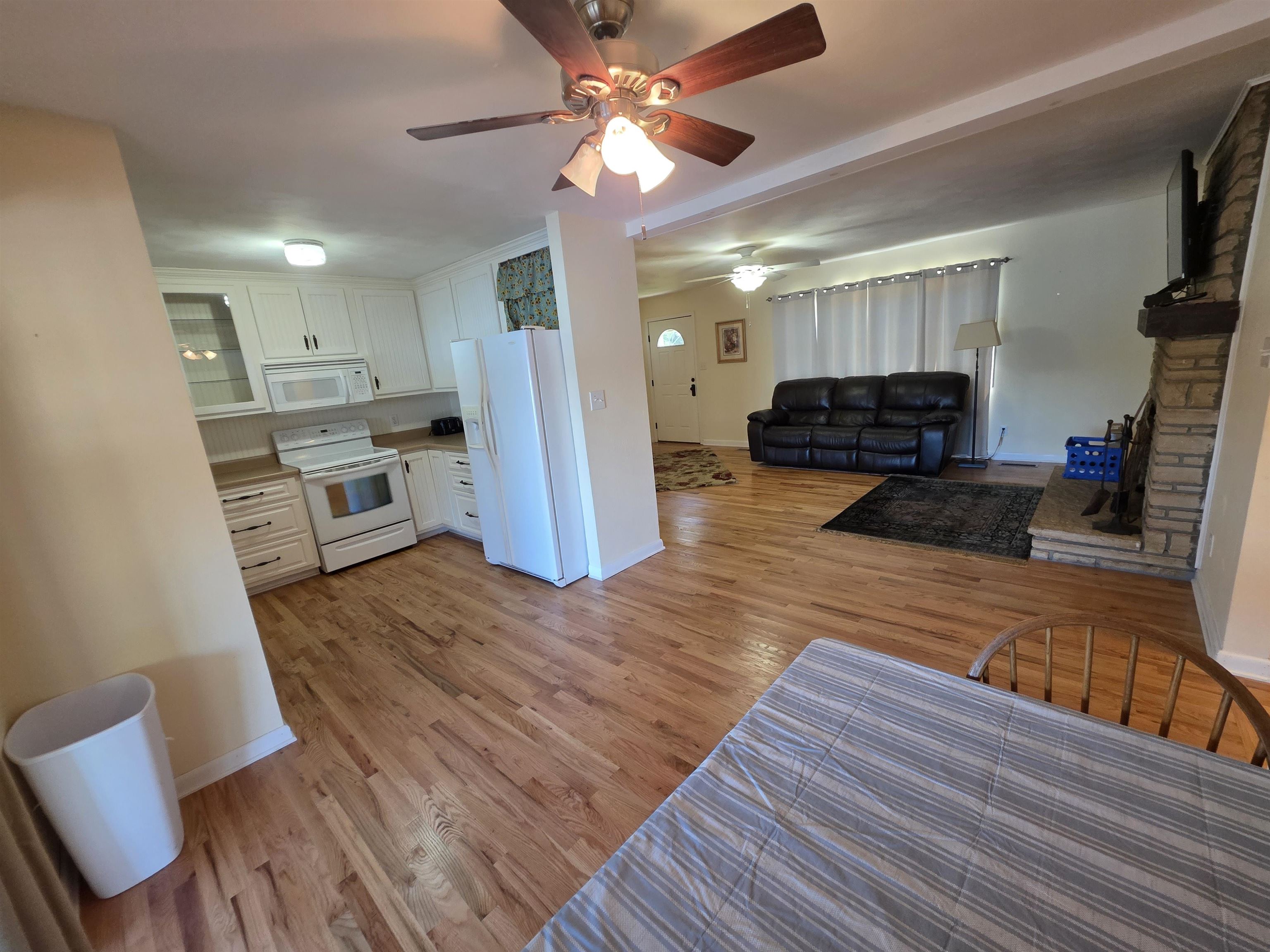 14 W Lake Estates Circle Cherokee Village, AR 72529