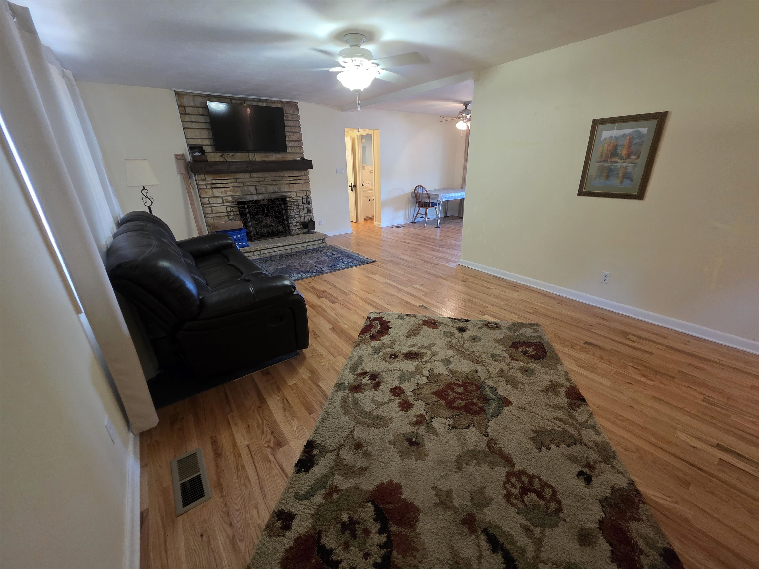 14 W Lake Estates Circle Cherokee Village, AR 72529