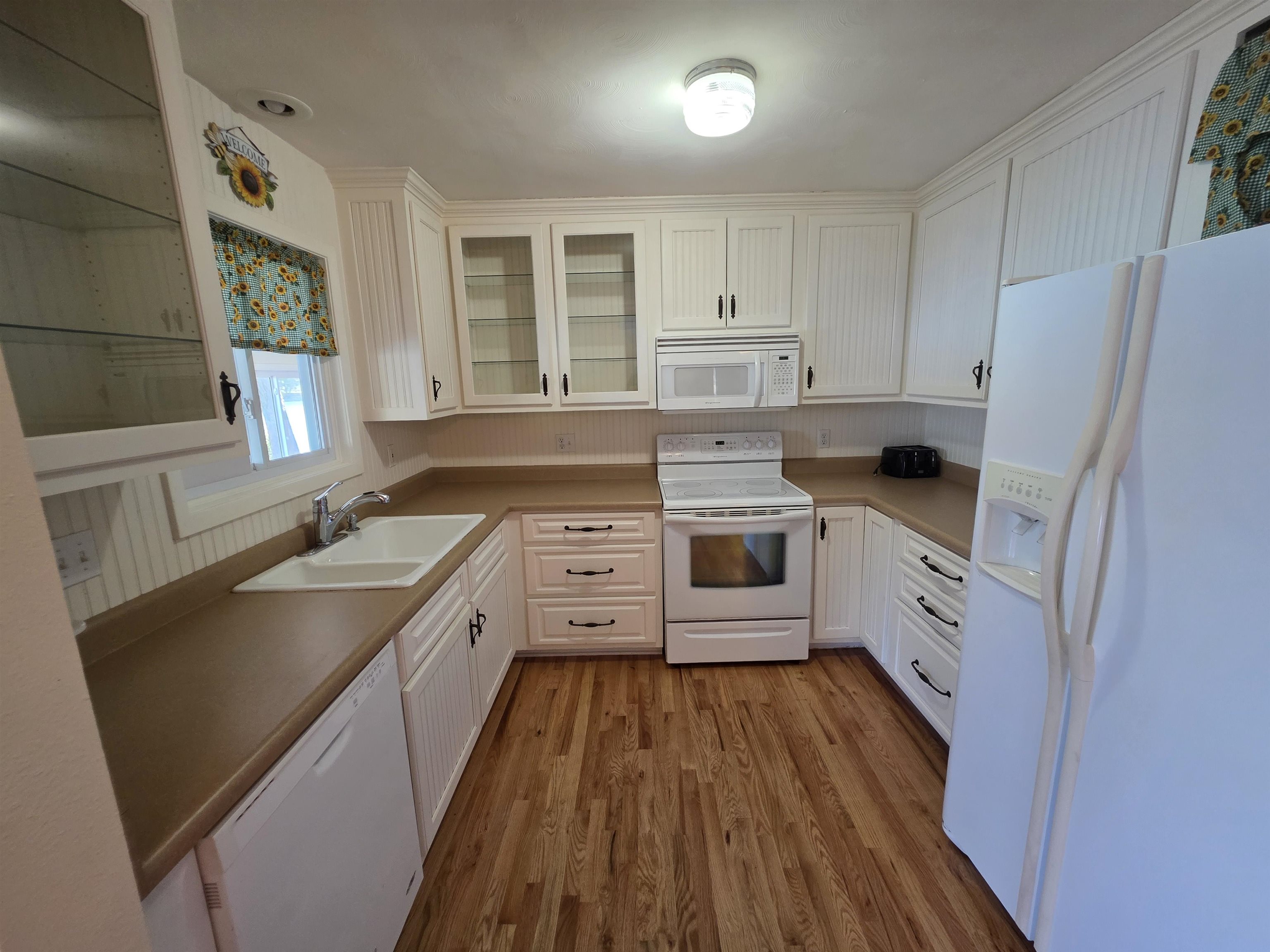 14 W Lake Estates Circle Cherokee Village, AR 72529