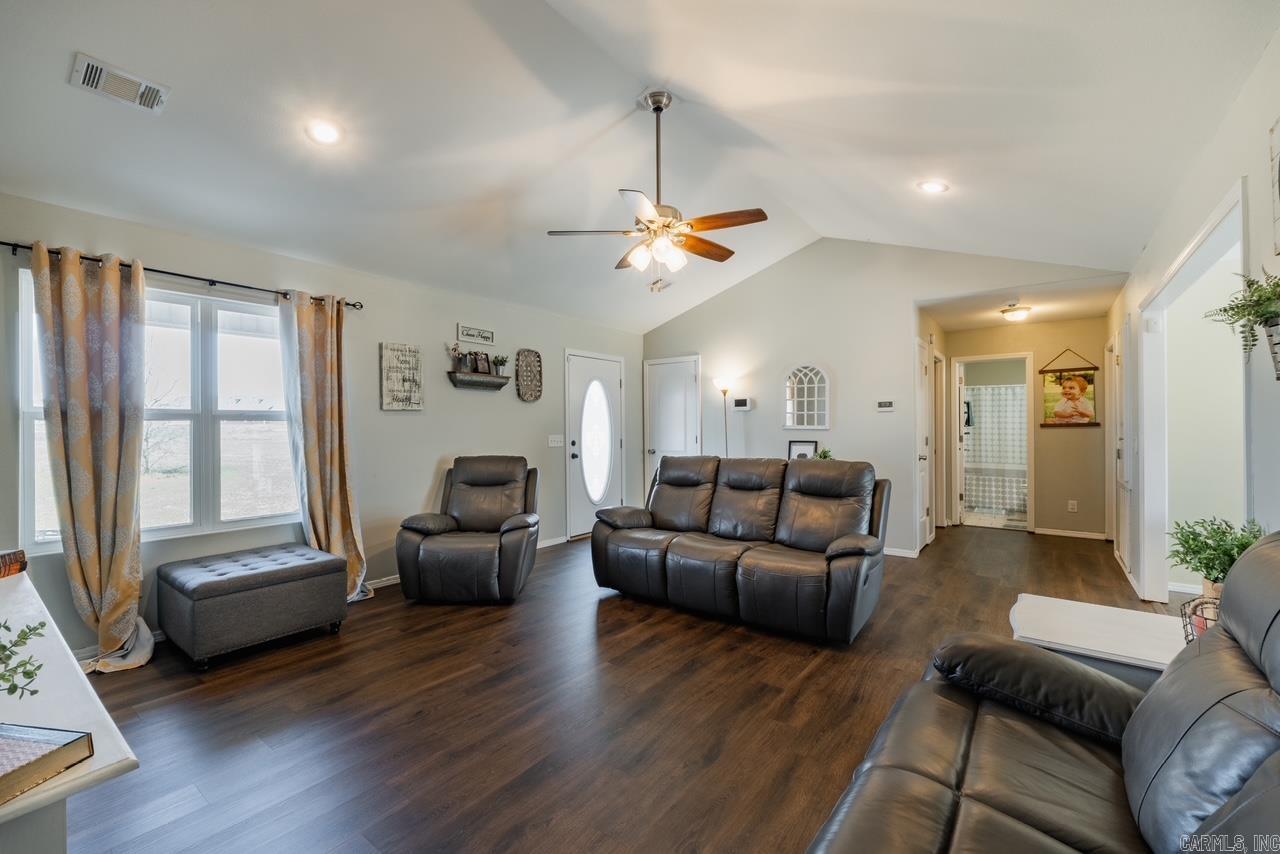 174 Pr 3343  Clarksville, AR