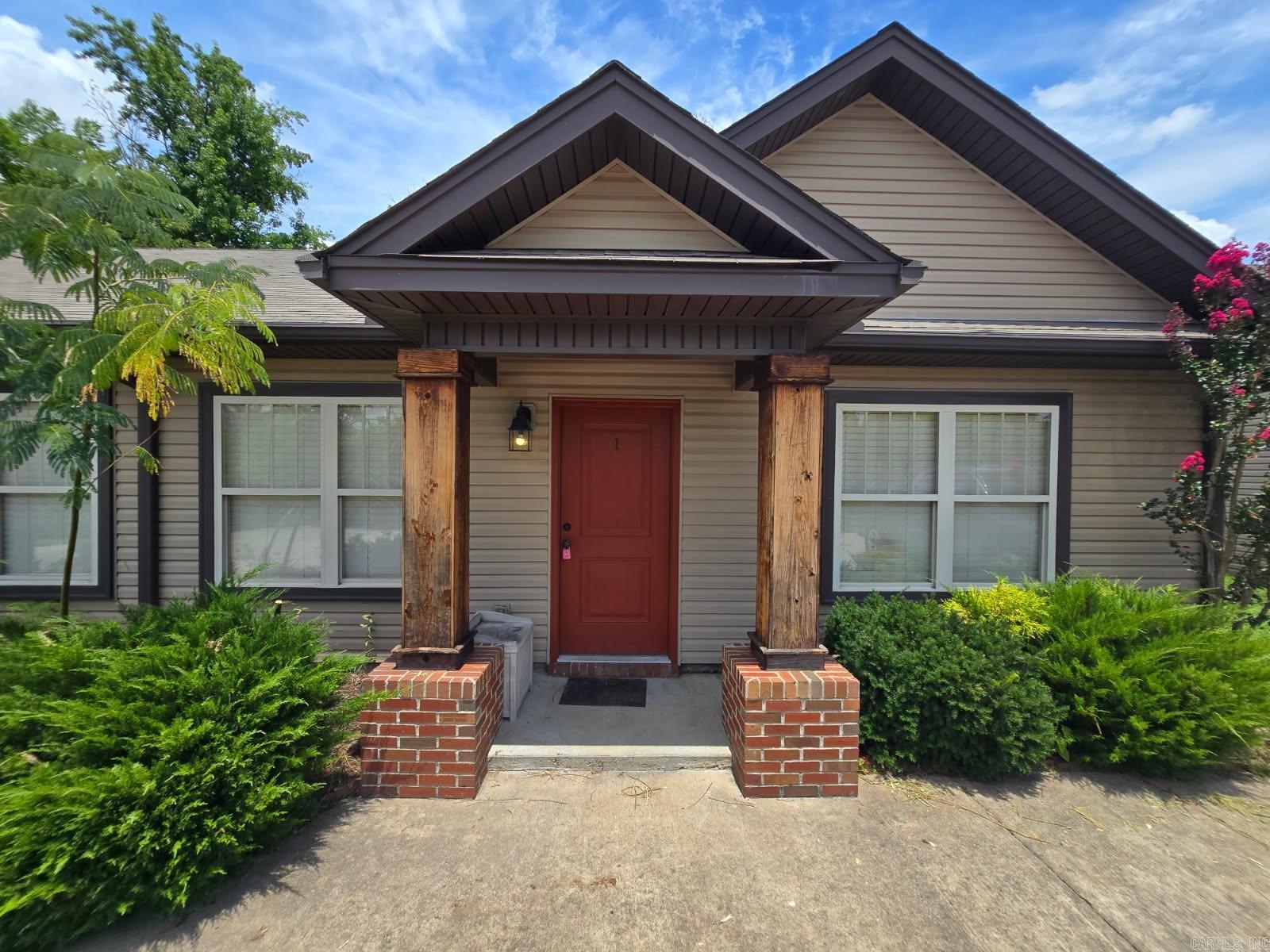 2711 Ridgecrest Unit 1  Bryant, AR