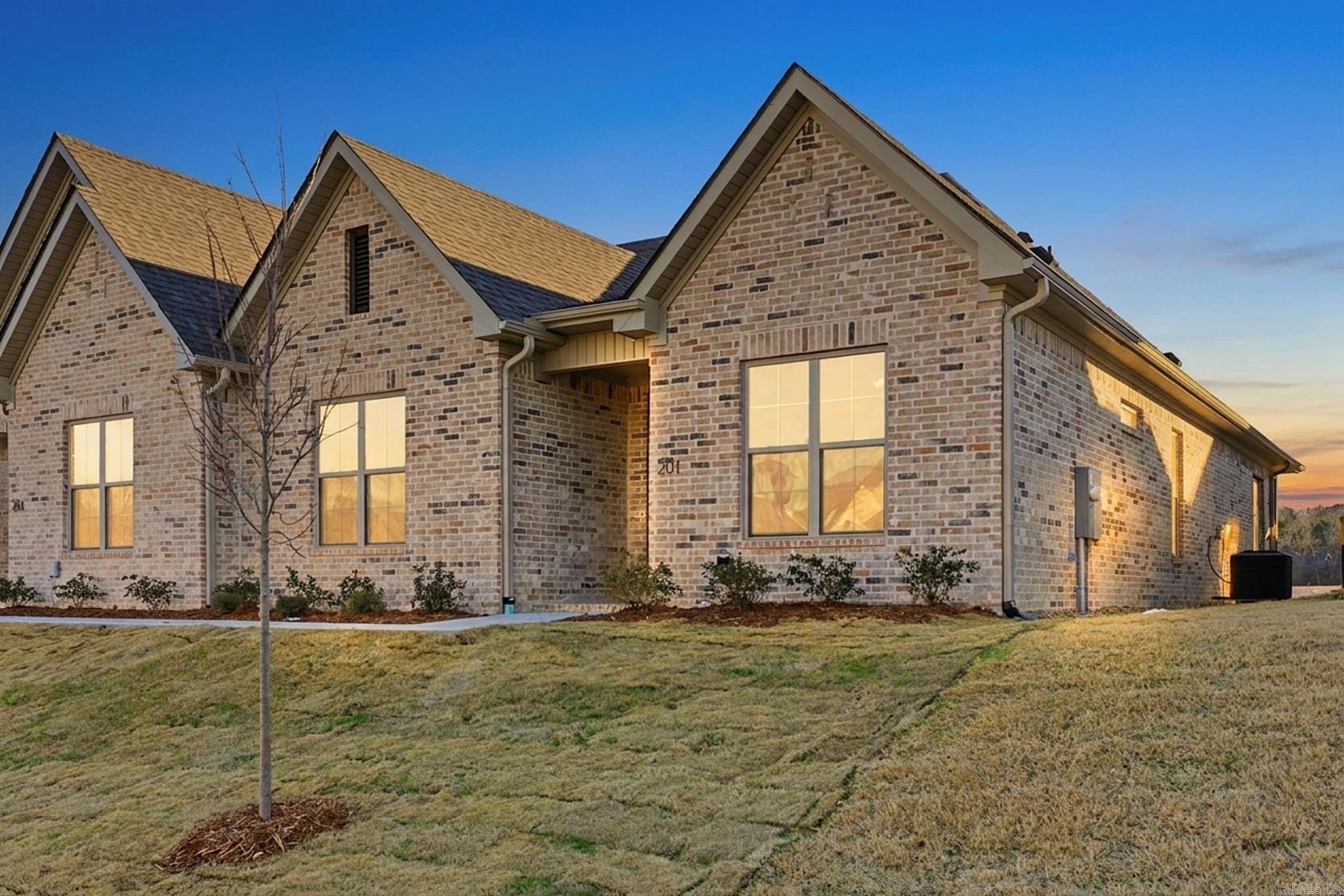 221 Edgewood  Little Rock, AR