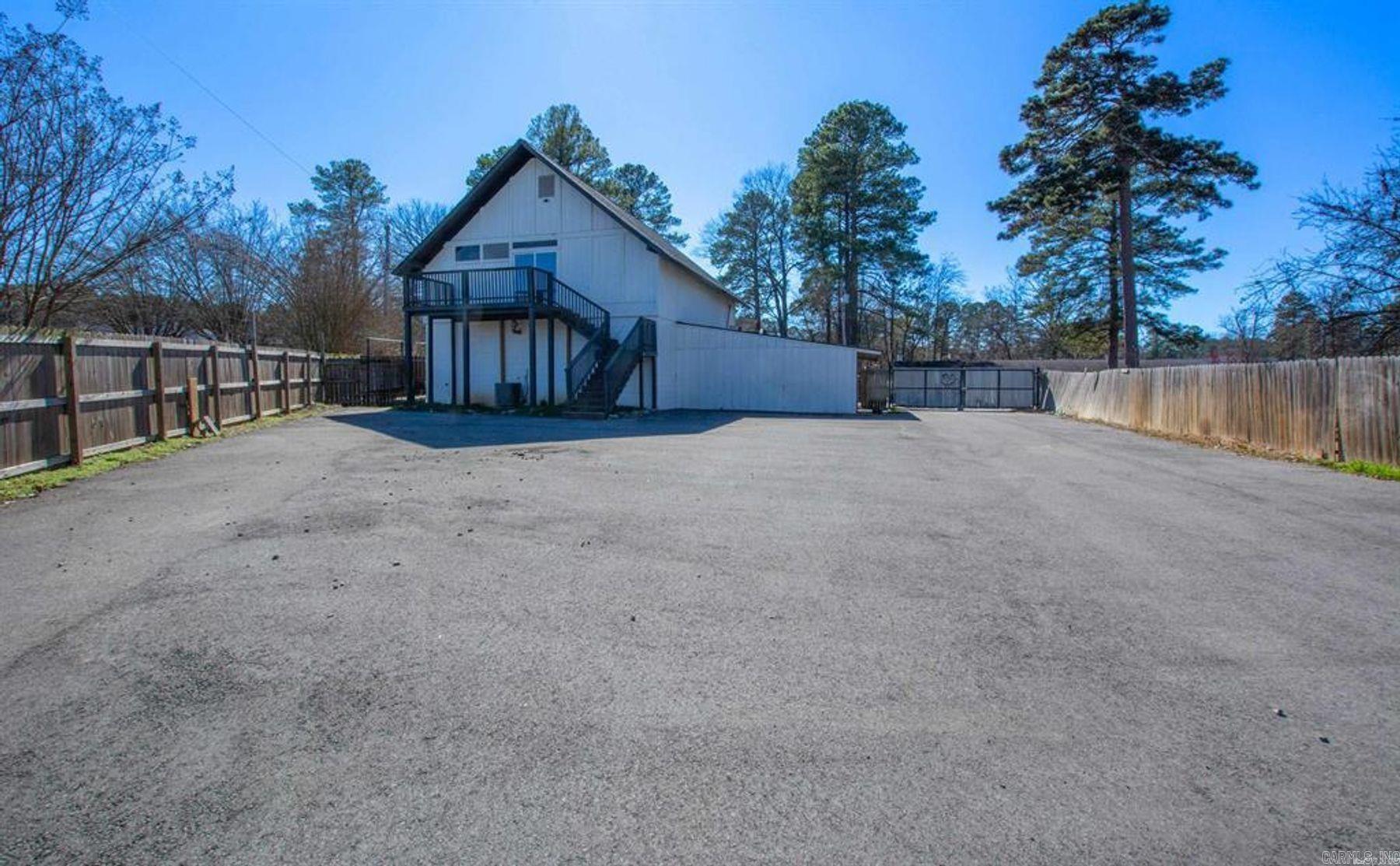 1904 Evans Loop  Bryant, AR
