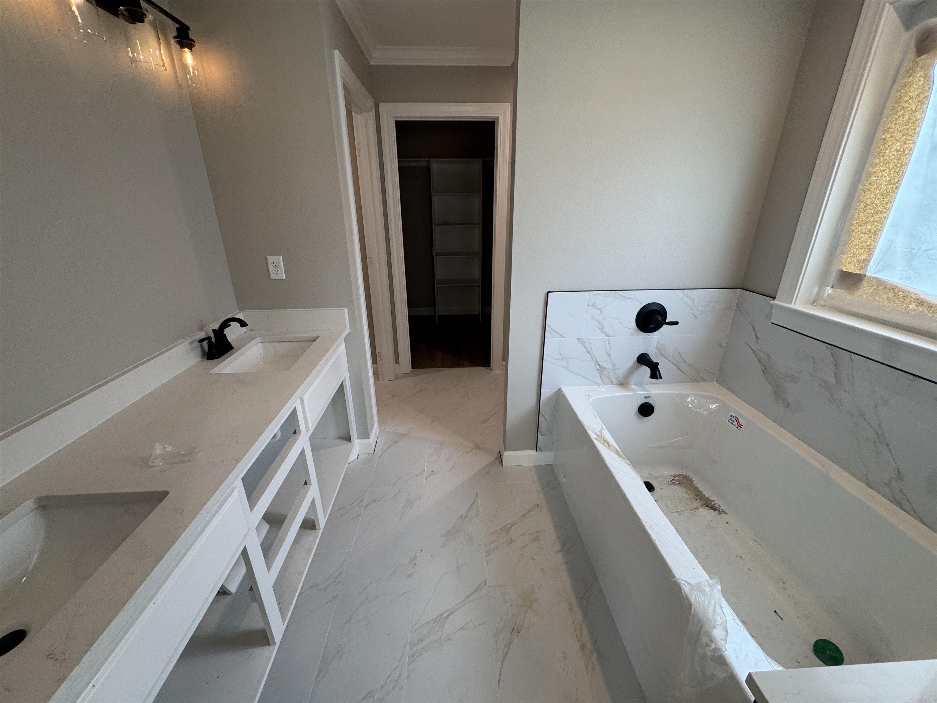 20 Ledrick  Mayflower, AR