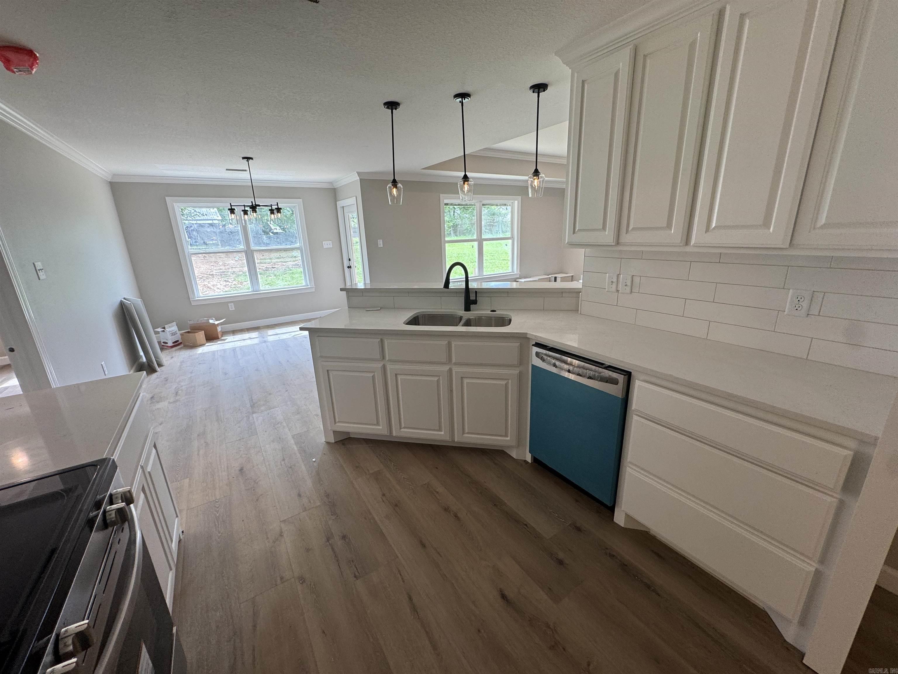 20 Ledrick  Mayflower, AR