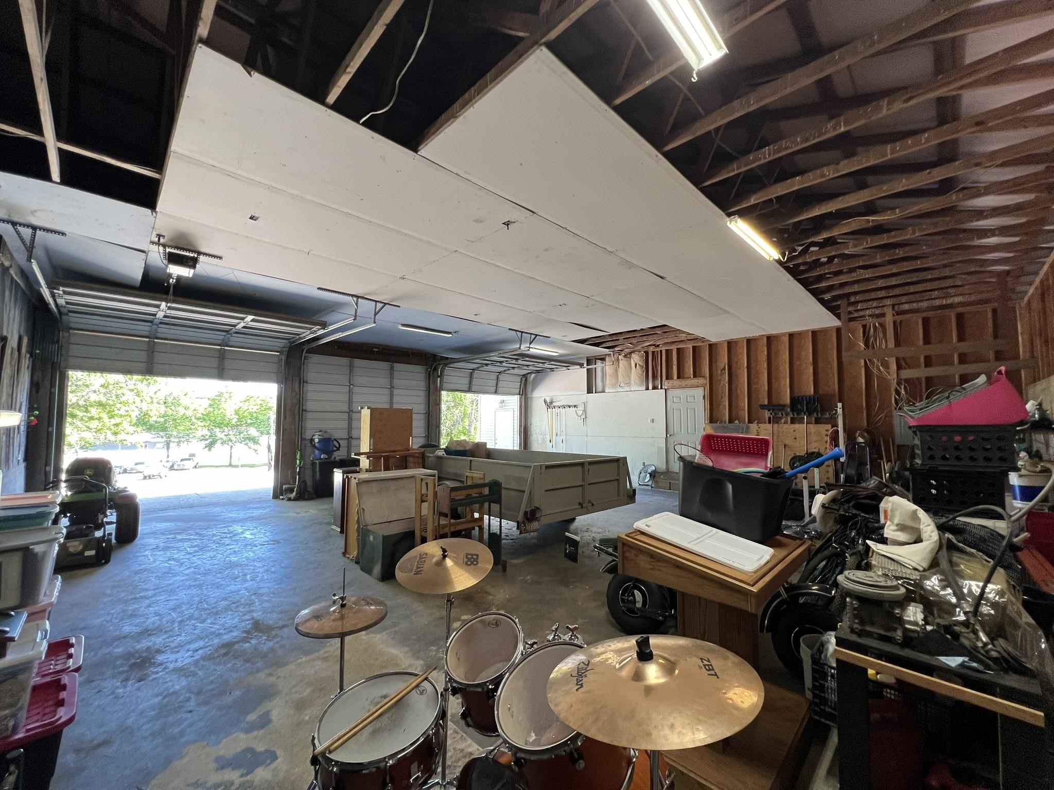 464 N Main  Salem, AR
