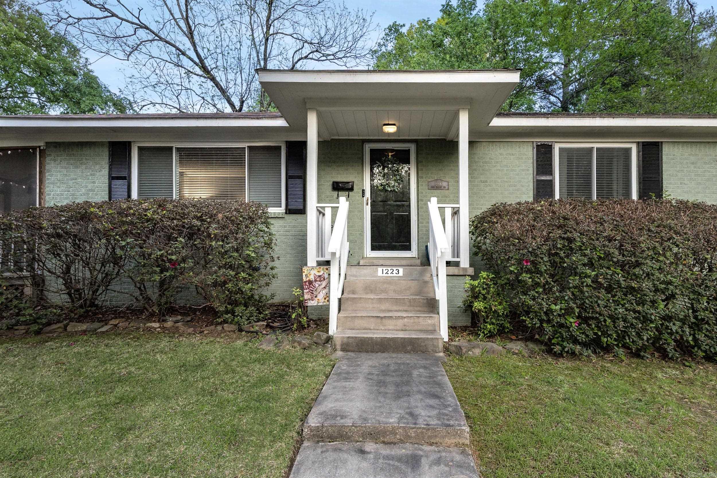 1223 Pine Valley  Little Rock, AR