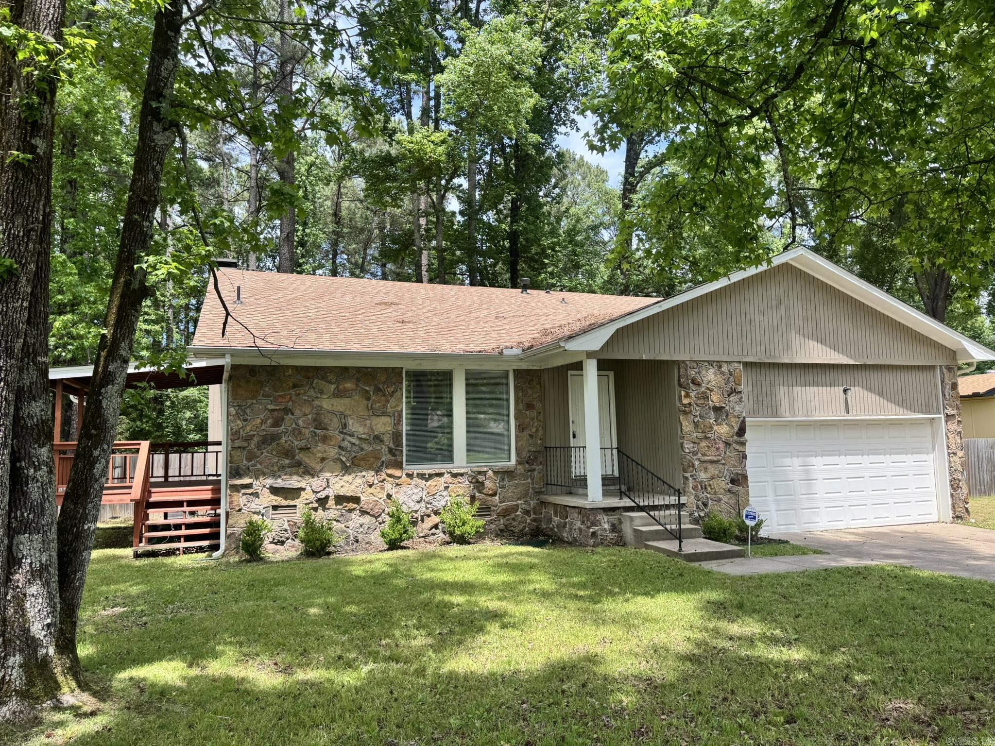 104 Foxdell  Jacksonville, AR