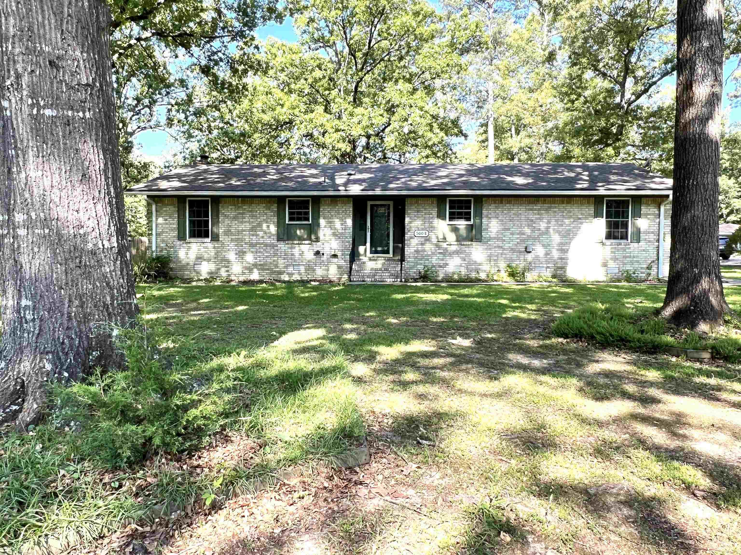 500 E Bobbieâ€™s  Star City, AR