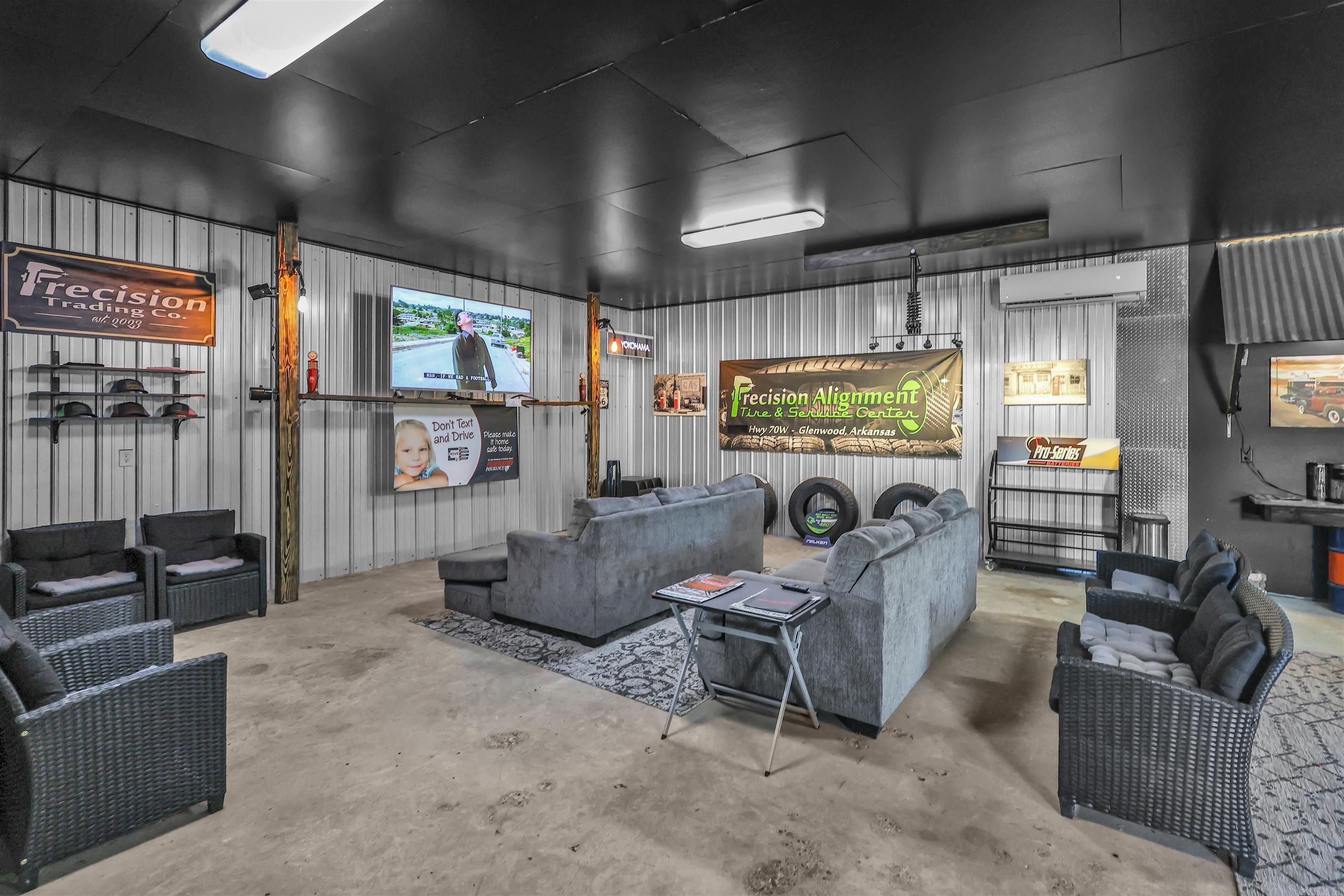 101 Caney  Glenwood, AR