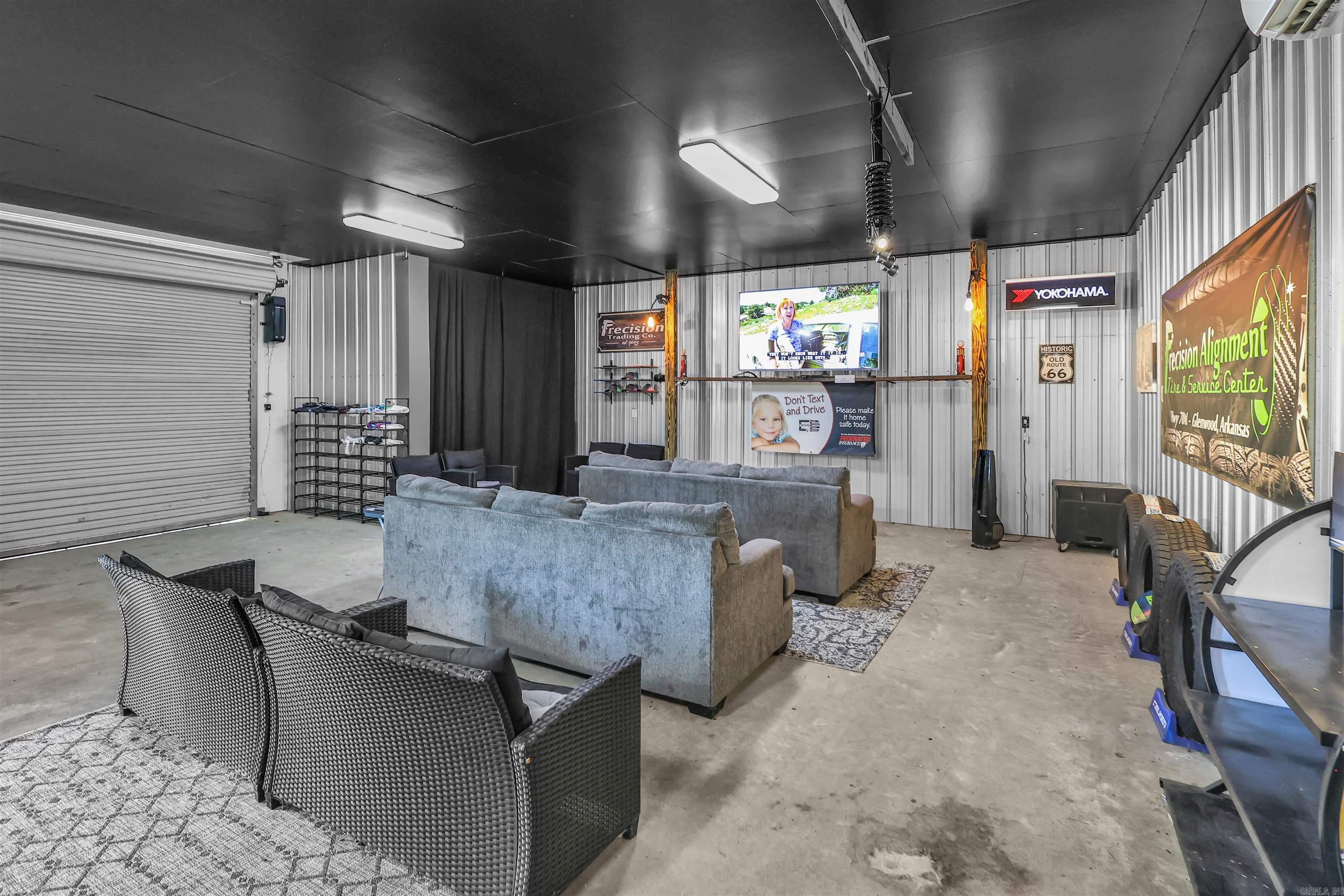 101 Caney  Glenwood, AR