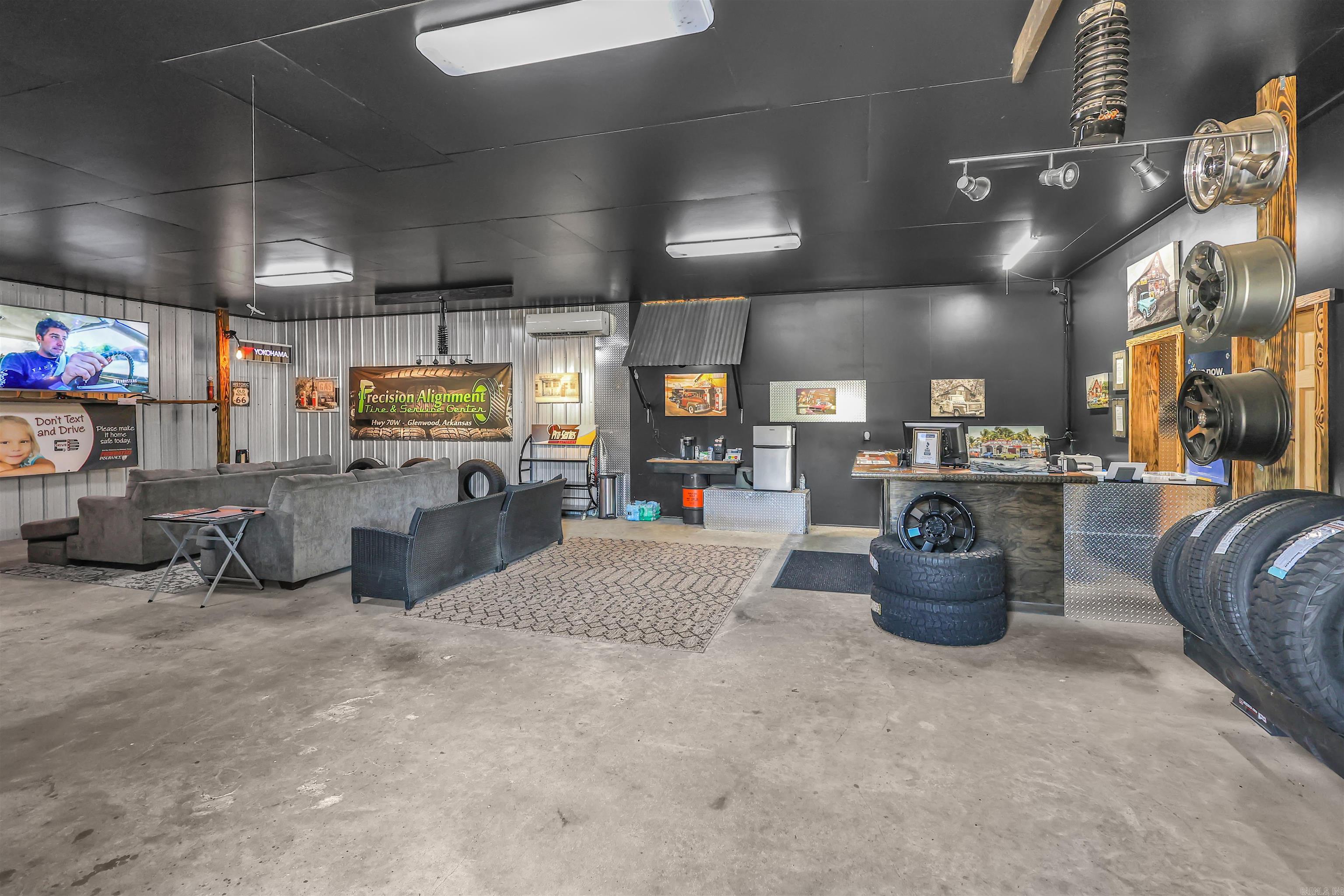 101 Caney  Glenwood, AR