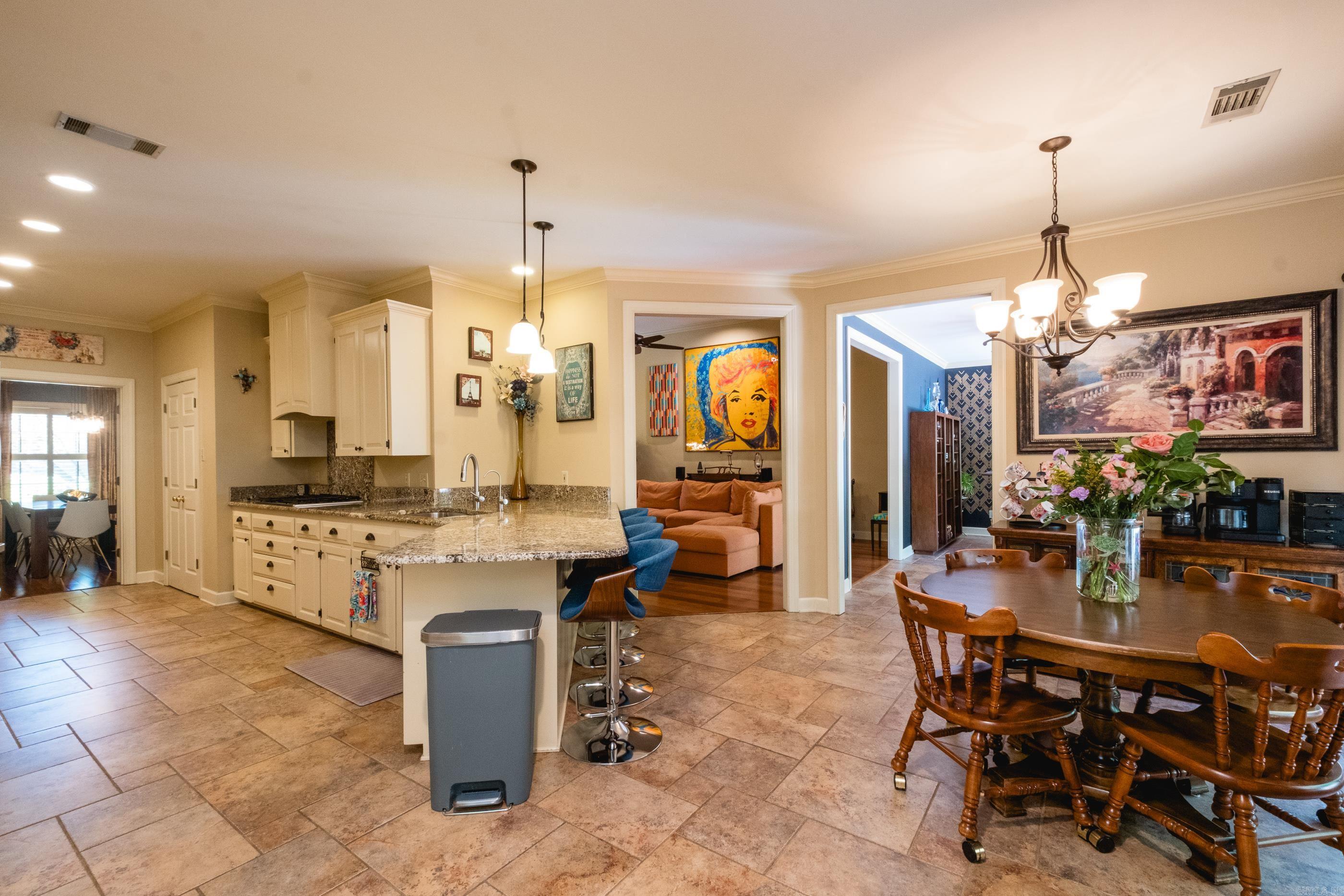 204 Fair Oaks  Bryant, AR